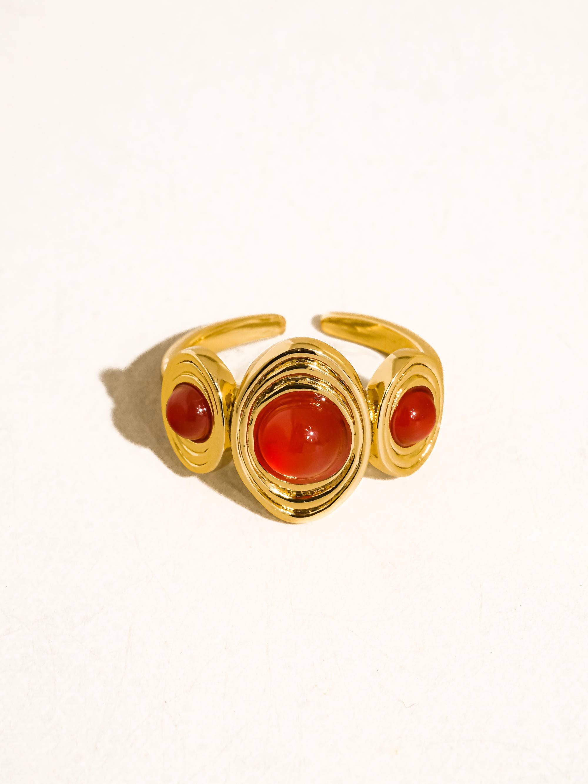 Flanerie Veona 18K Gold Vintage Tri Stone Ring