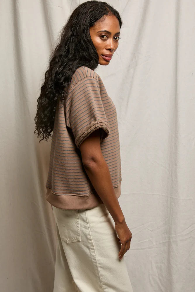 Perfect White Tee Brigg V-Neck Sweatshirt