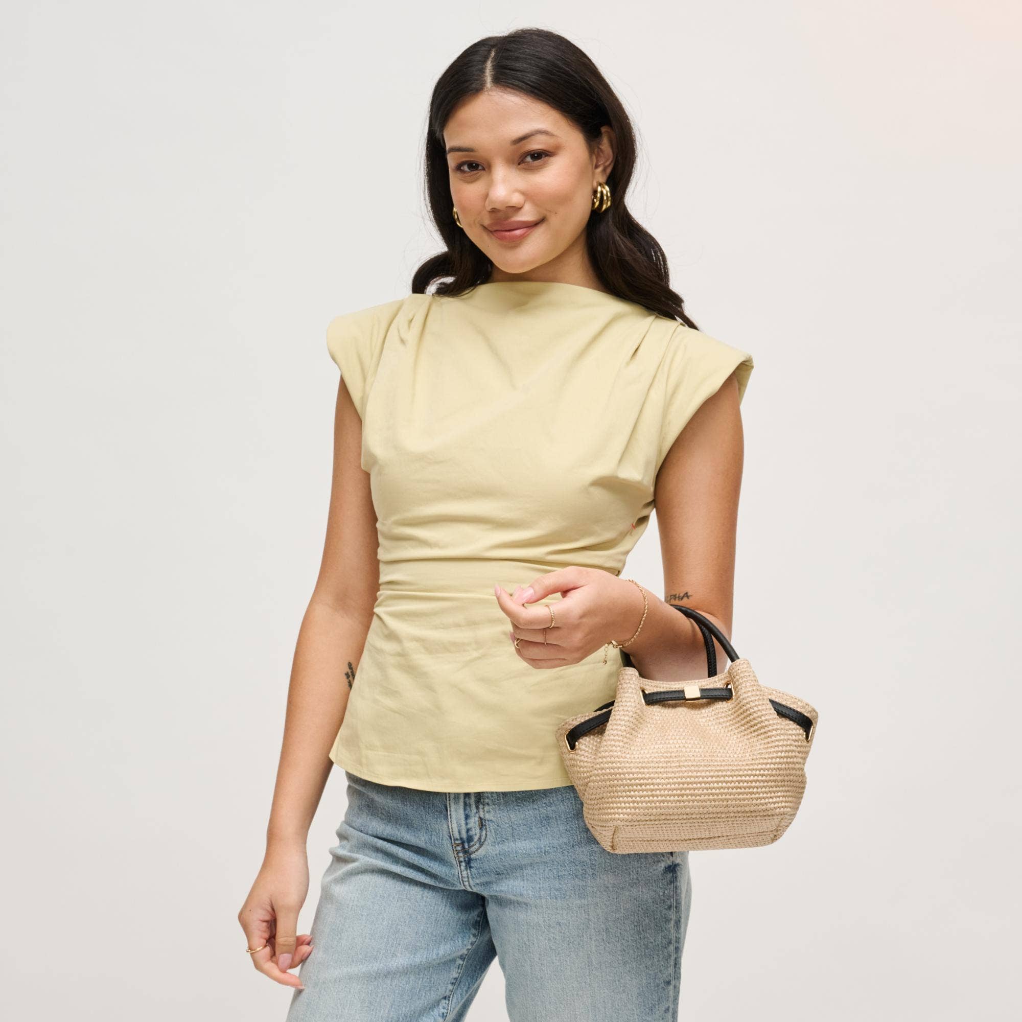 Urban Expressions Selena Straw Crossbody
