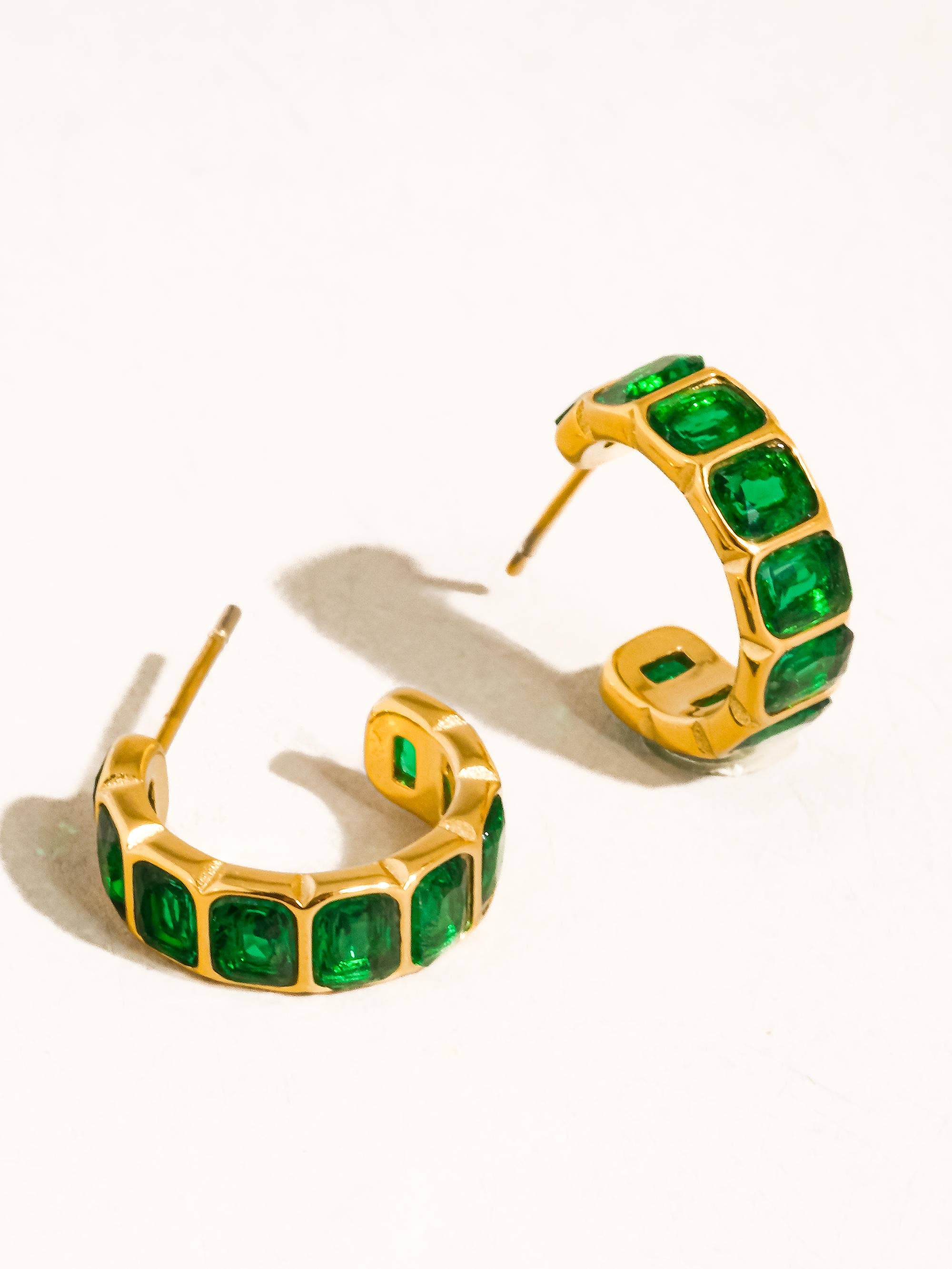Flânerie Clariel 18K Gold Non-Tarnish Minimalist Hoop Earrings