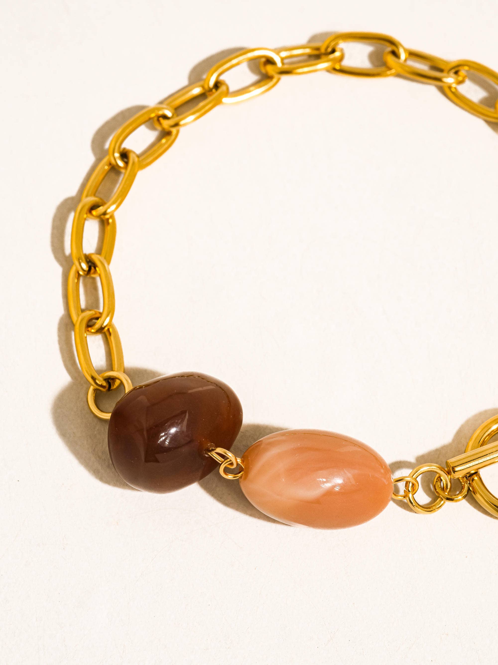 Flânerie Kenlie 18K Gold Non-Tarnish Agate Charm Bracelet