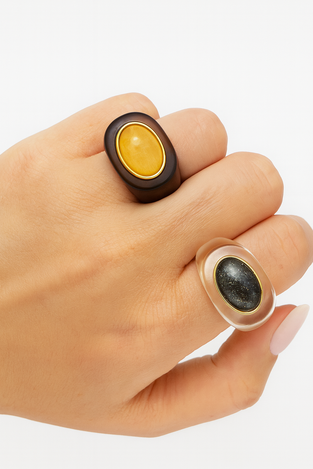 Sahira Katy Acrylic Ring in Brown