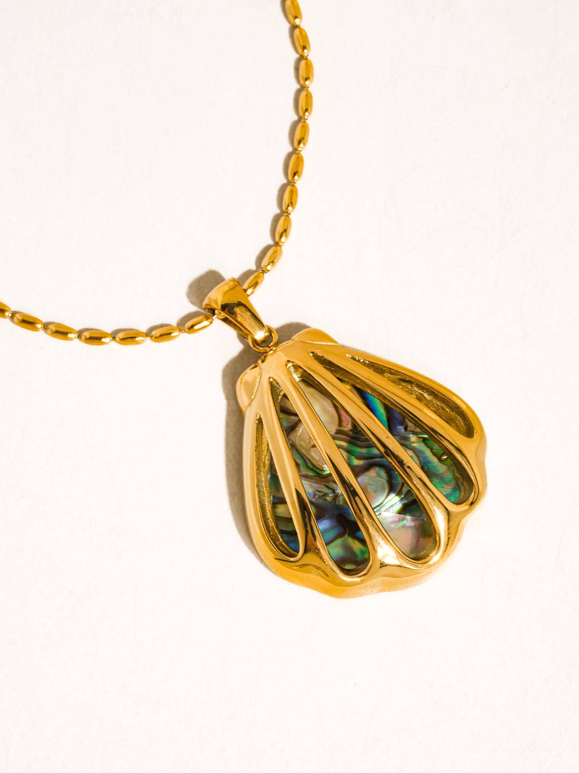 Flânerie Cydnee 18K Gold Non-Tarnish Abalone Shell Necklace