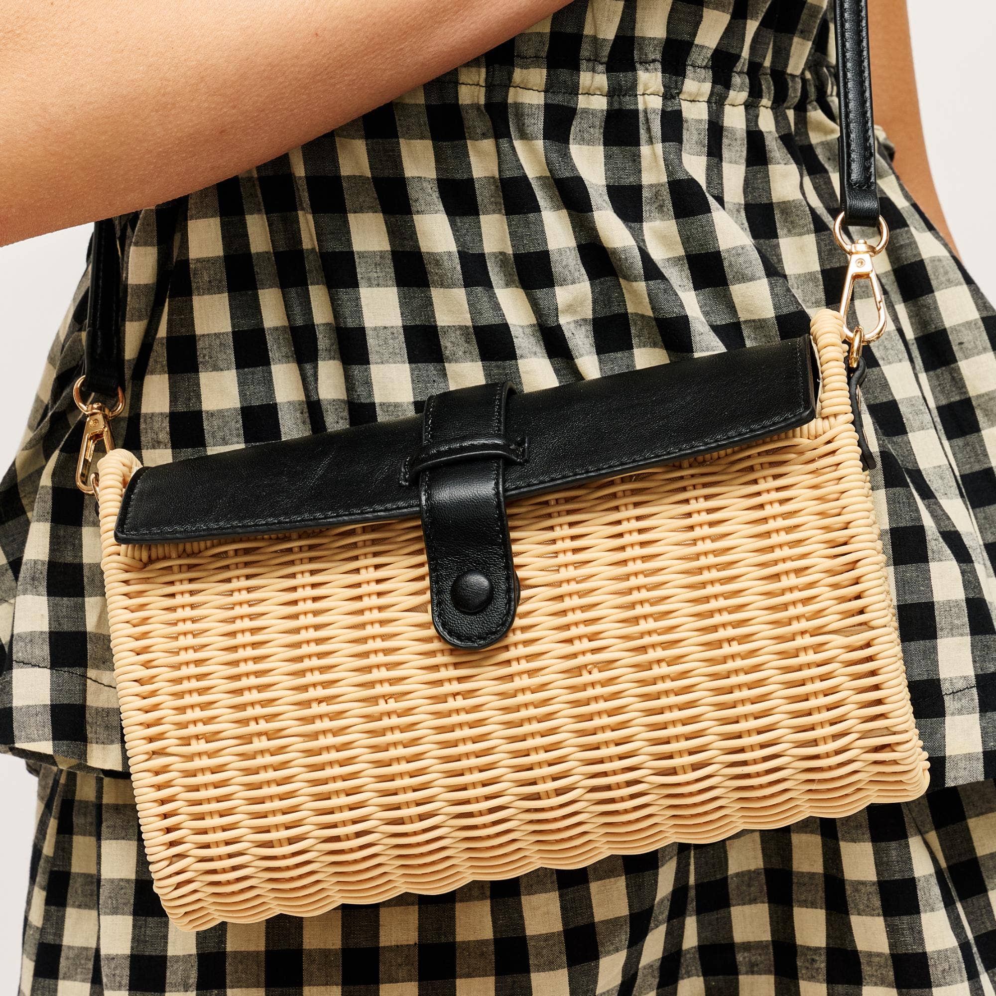 Urban Expressions Benjamin Wicker Crossbody