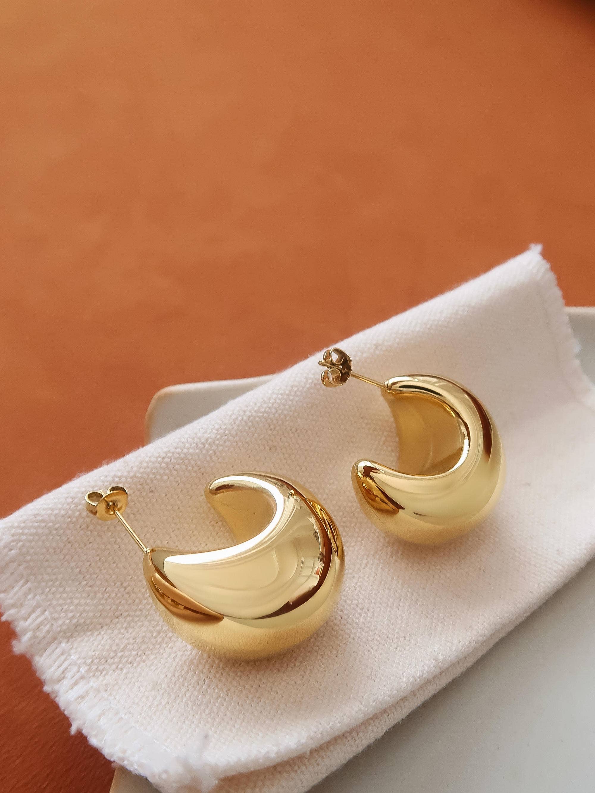 Flânerie Camilley 18K Gold Puffy Dome Earrings