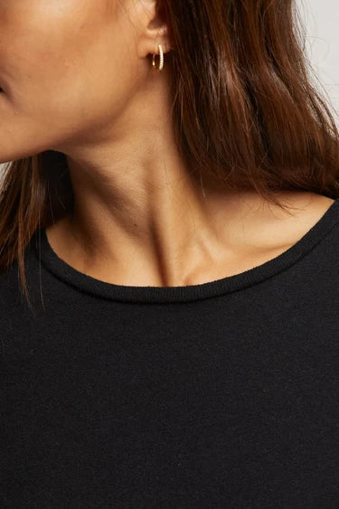 Perfect White Tee Lisa Tee