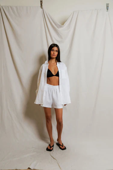 Perfect White Tee Lorelai Linen Oversized Button-Down Tee
