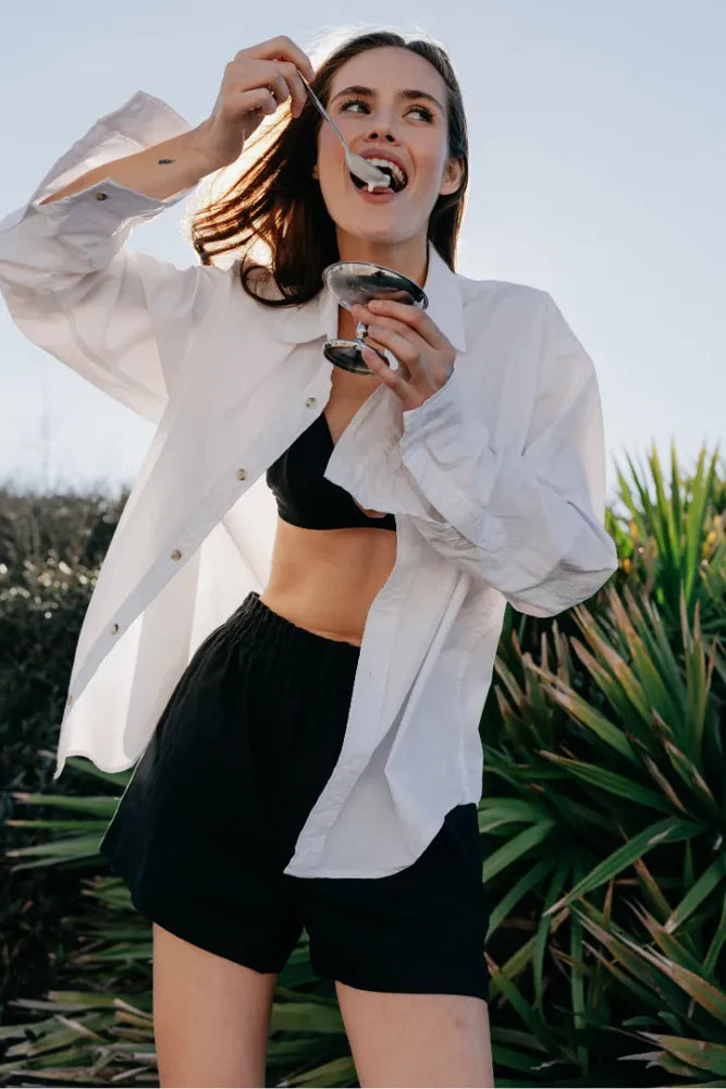 Perfect White Tee Malin Shorts