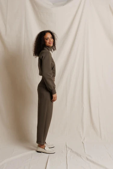 Perfect White Tee Milana Sweatshirt