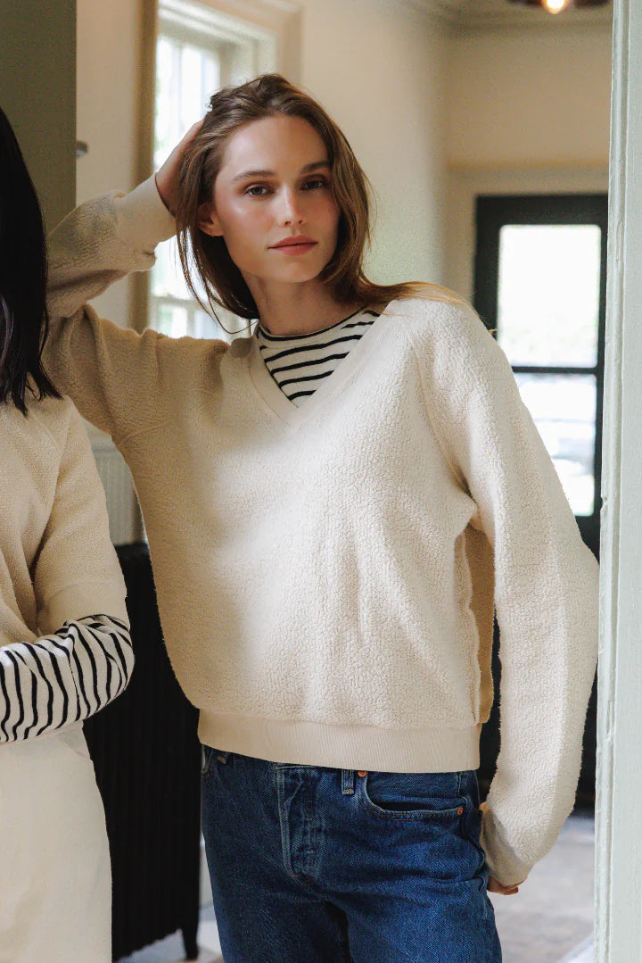 Perfect White Tee Ziggy V Neck - Whitecap Grey