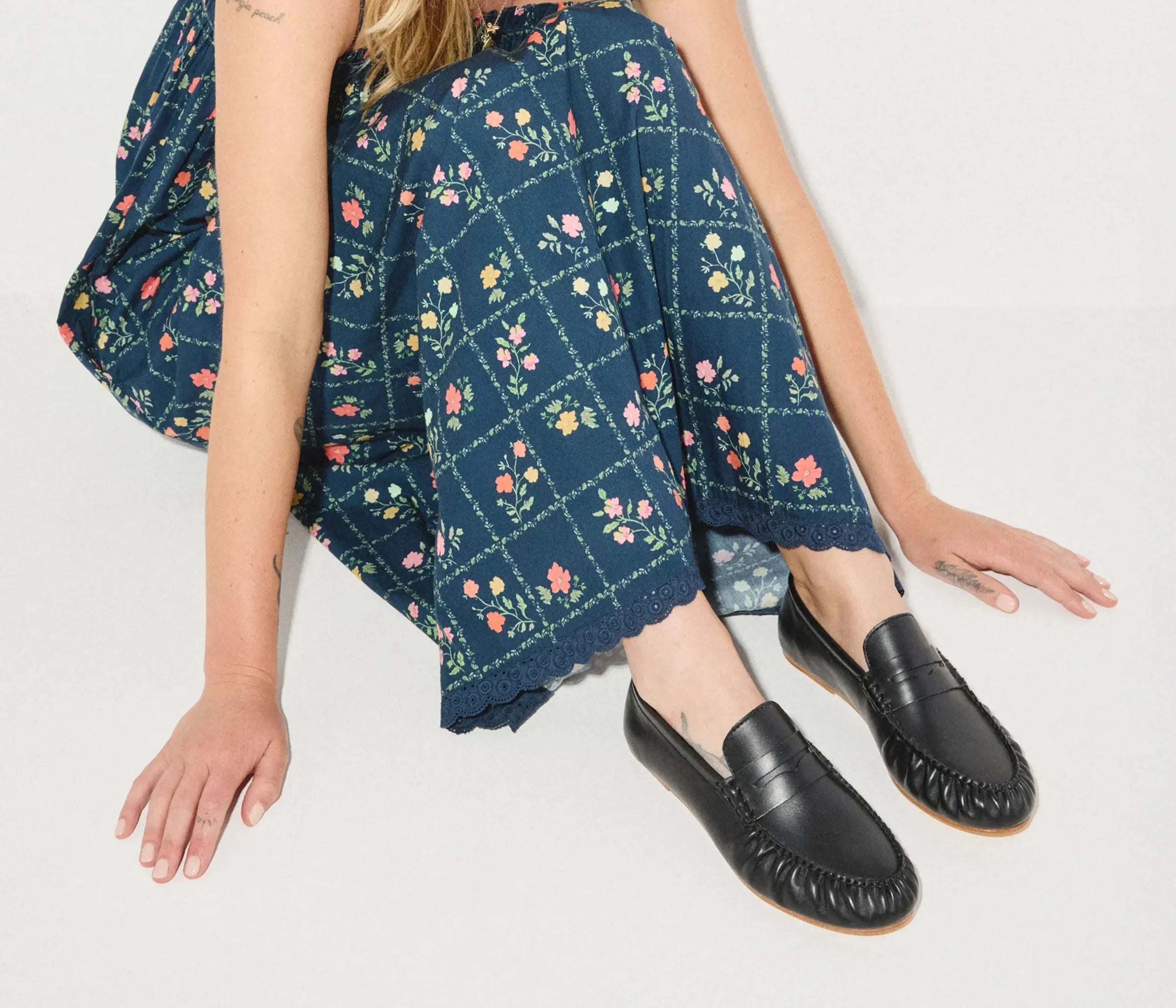 Frēda Salvador Sydeny Ruched Penny Loafer