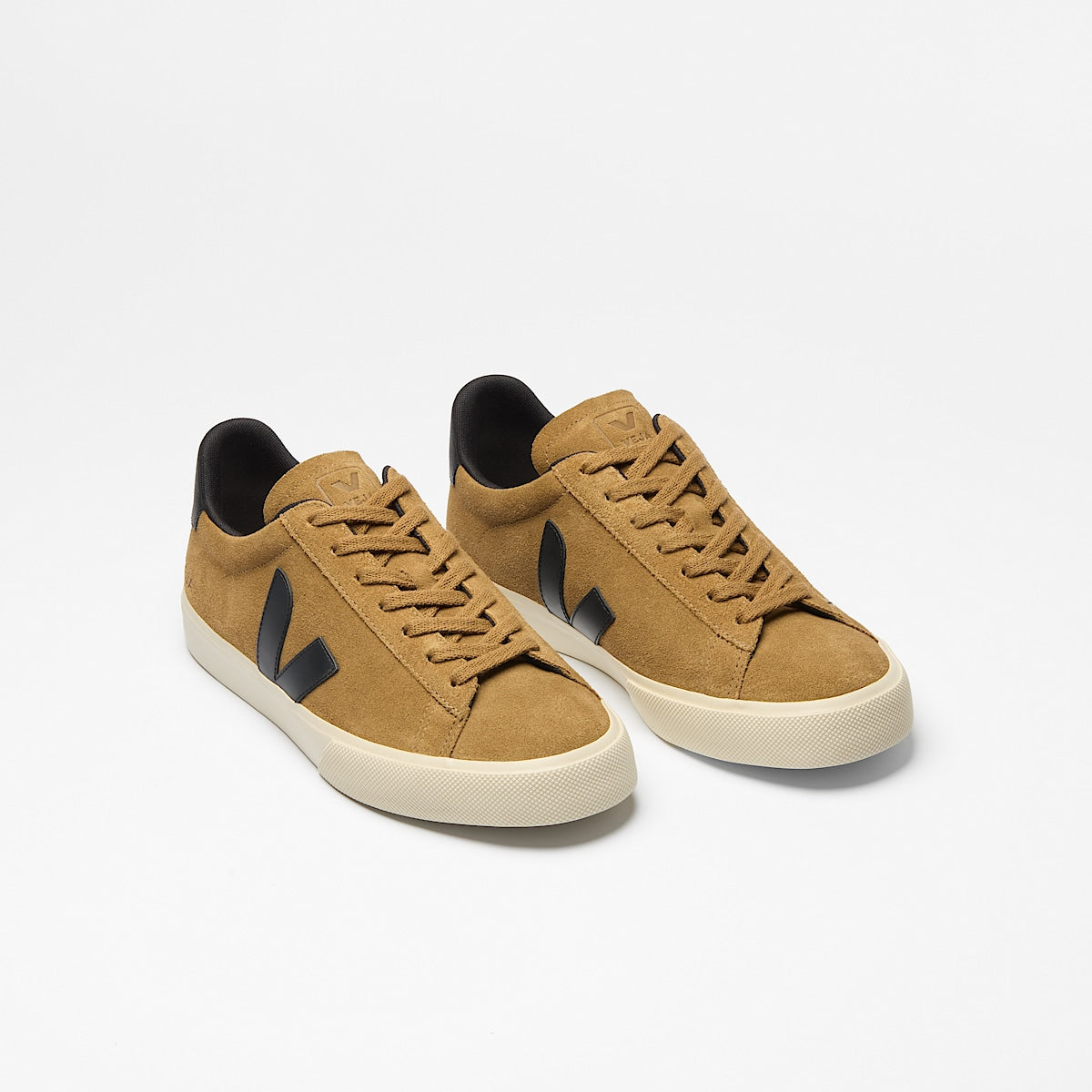 Veja Campo Suede Tent Black Pierre top view
