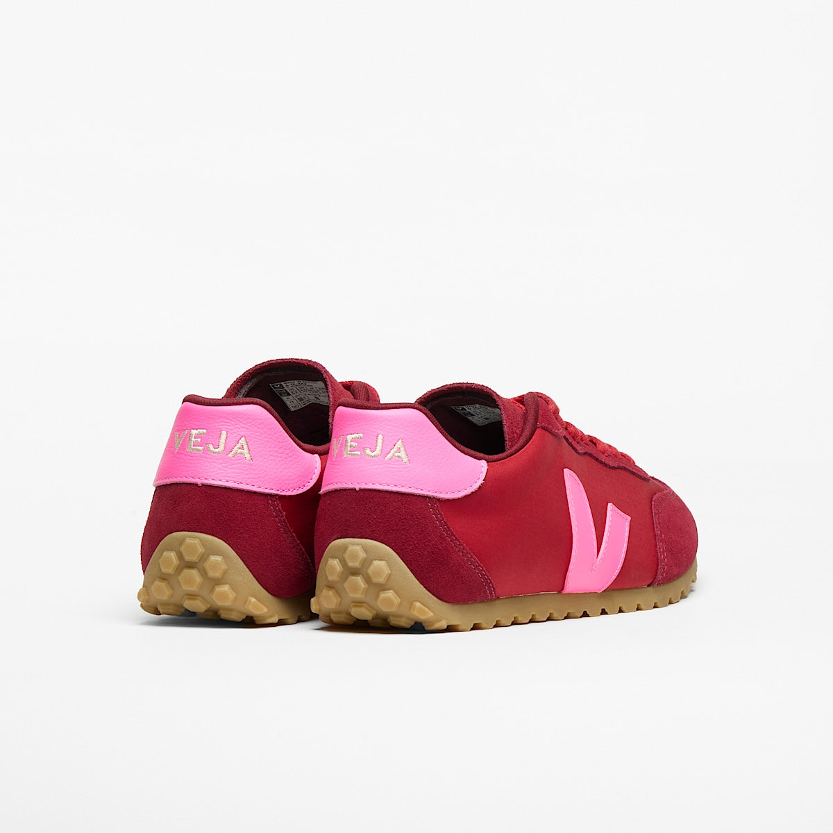 Veja GT Nolyn Pepper Sari back view