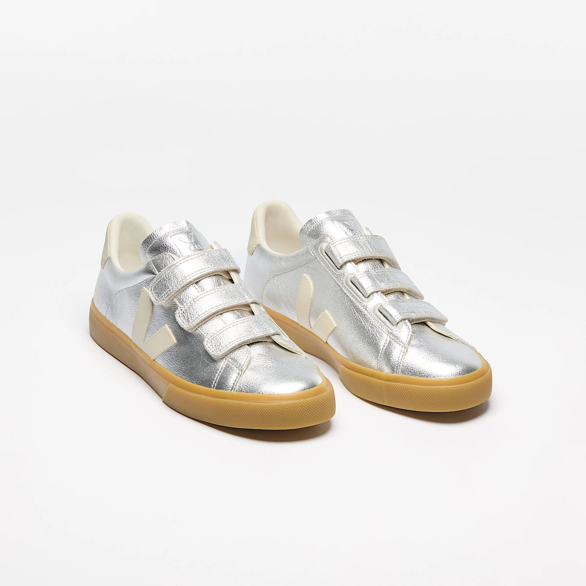Veja Recife Logo Leather Silver Pierre RC0520779A