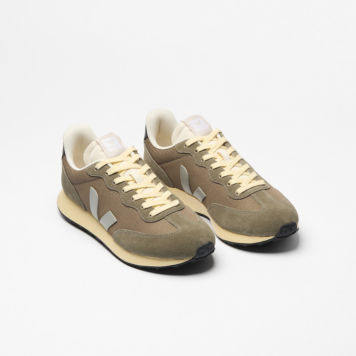 Veja Rio Branco II Ripstop Kaki Oxford Grey Black top view