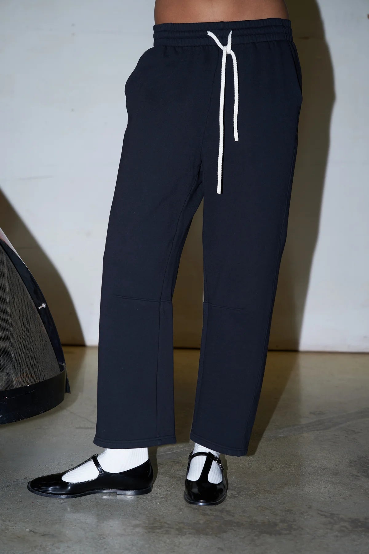Perfect White Tee Fallon Fleece Barrel Sweatpant
