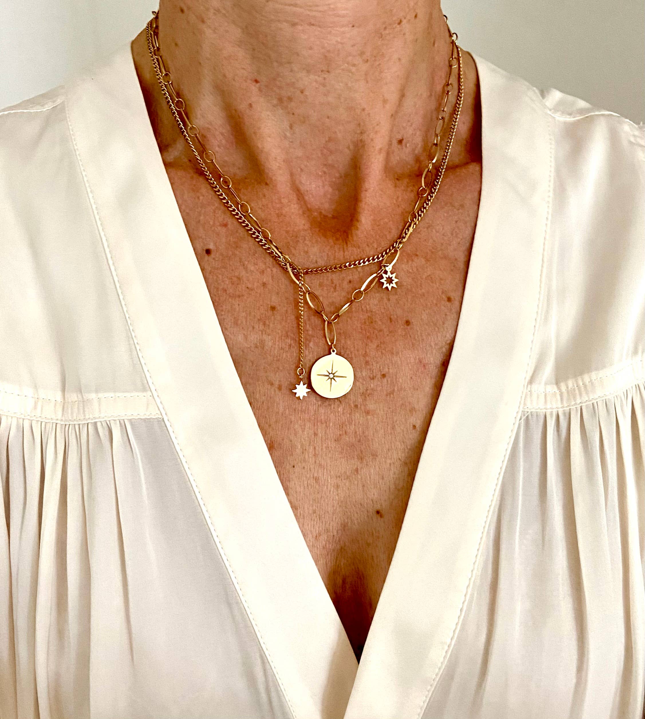 Little Hen Cosmos Necklace N9MAC