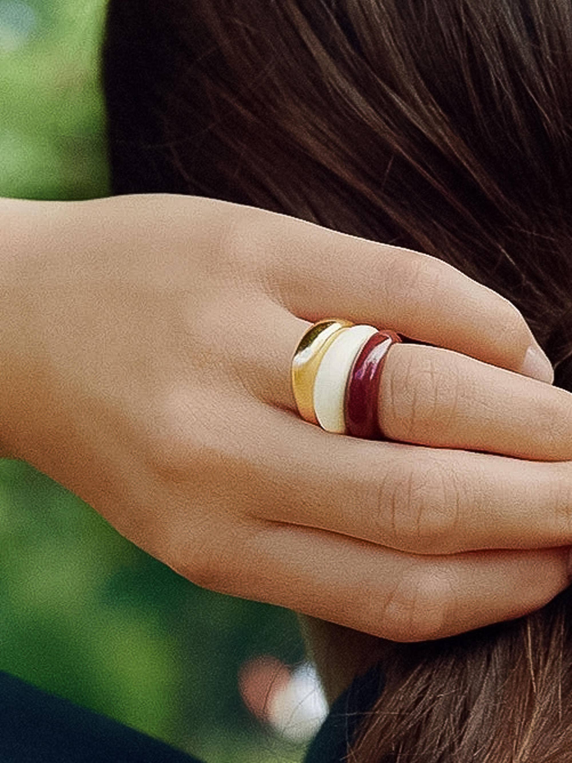 Flânerie Lottie 18K Gold Vintage Enamel Band Ring