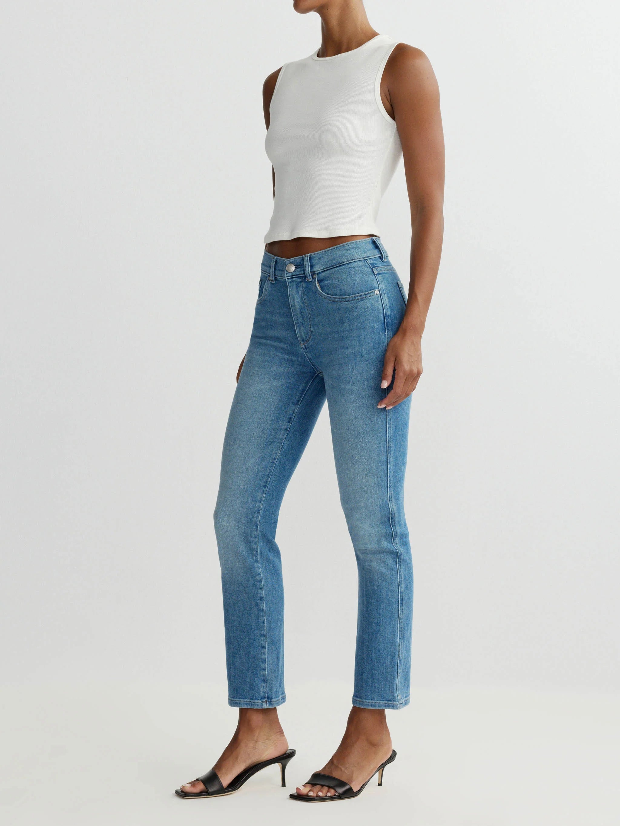 DL1961 Mara Straight Instasculpt Straight