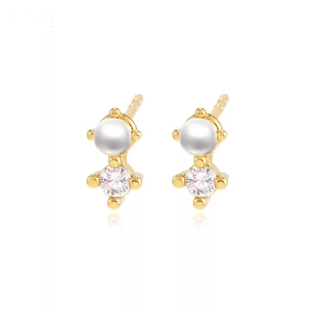 Sahira Tiny Pearl Studs