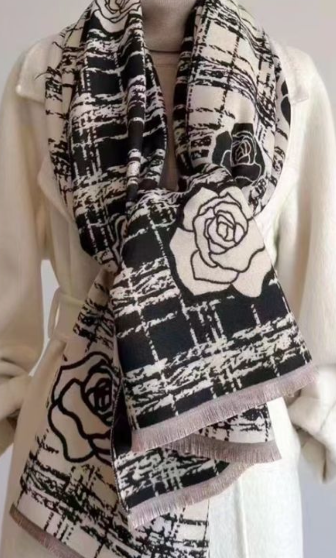 Thames Rose Patterned Winter Scarf