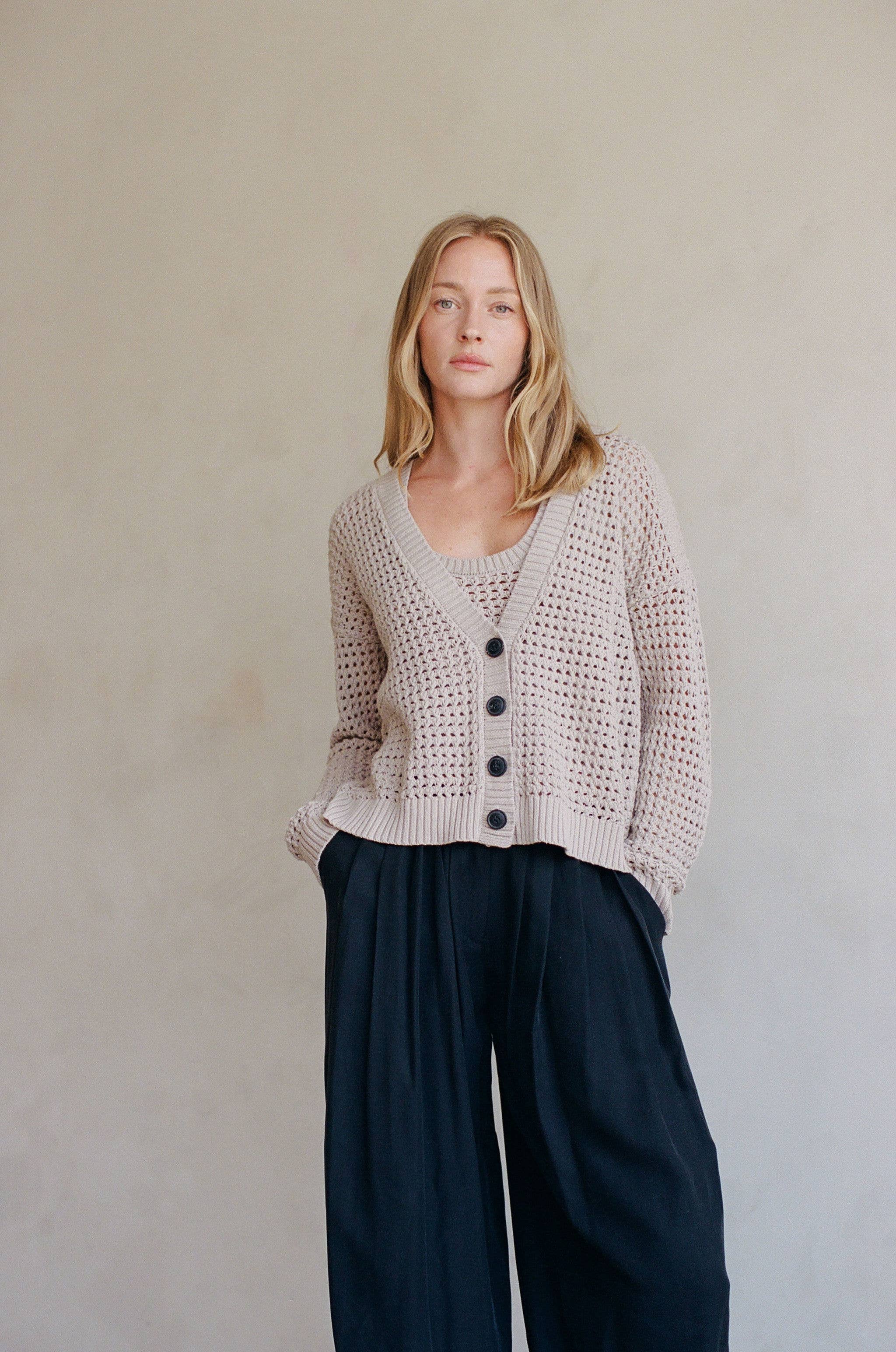 a.ren | Knit 100% Rylee V-Neck Cardigan AW1043