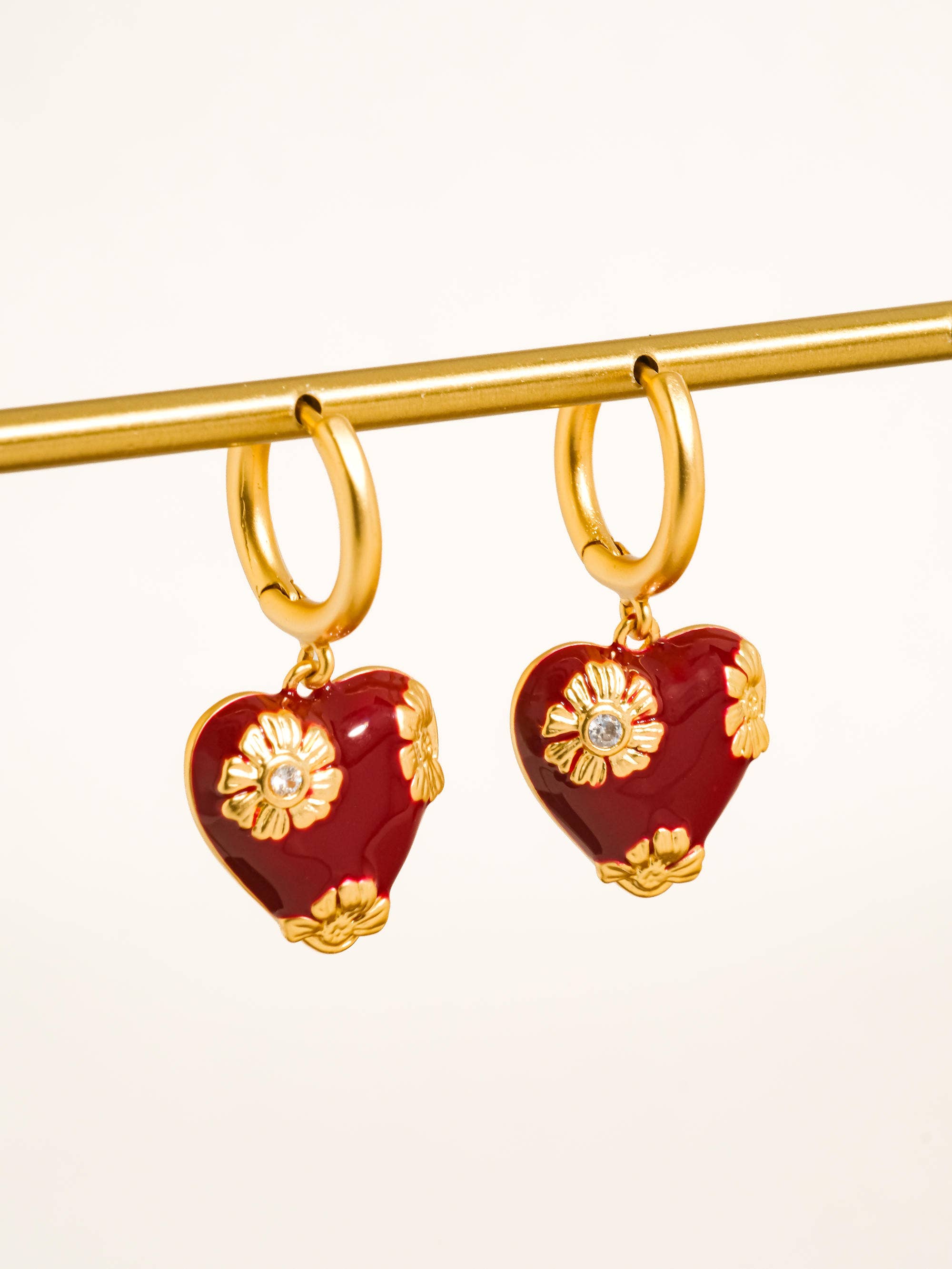Flânerie Bea 18K Gold Vintage Floral Heart Earrings