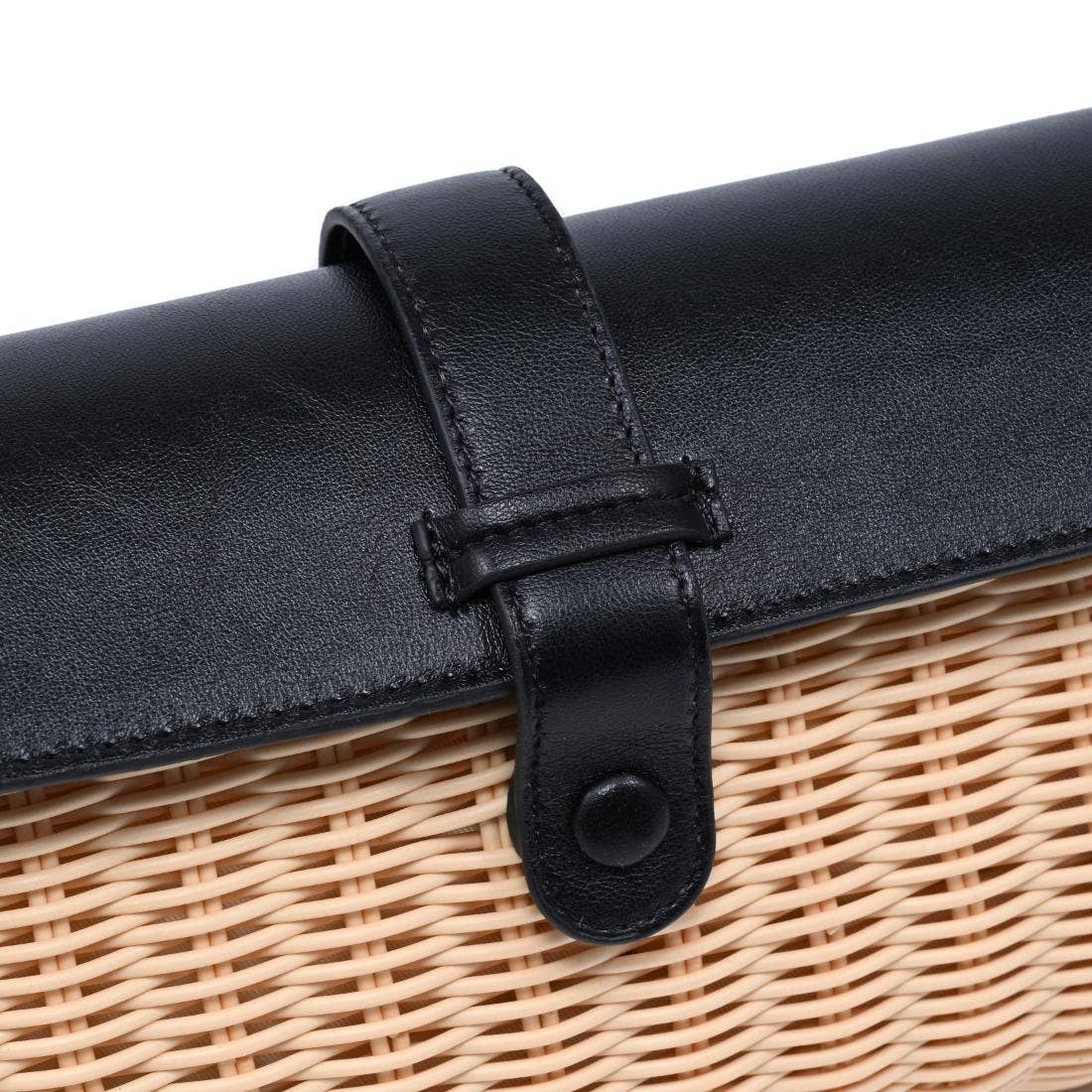 Urban Expressions Benjamin Wicker Crossbody