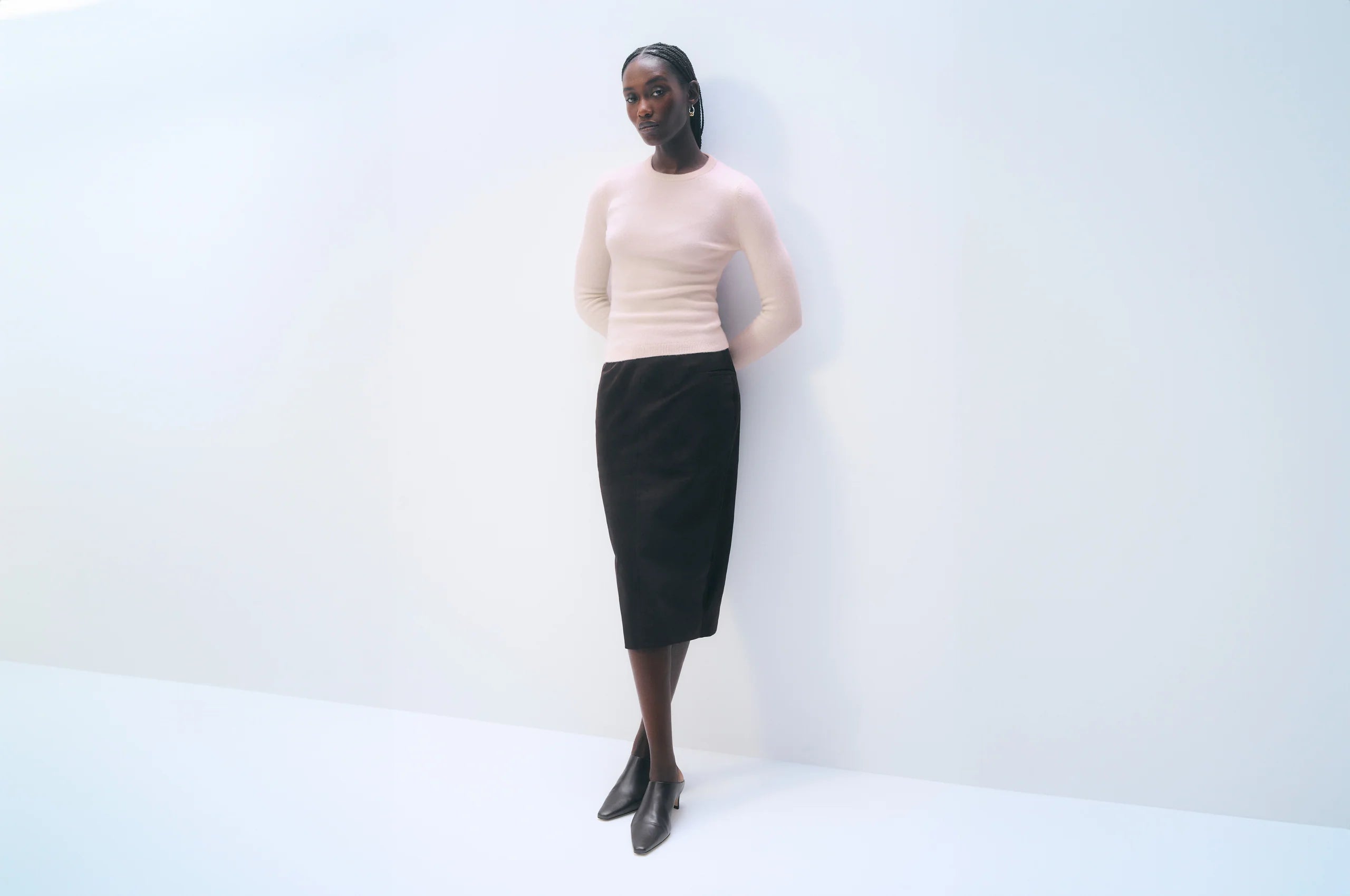 White + Warren Cashmere Slim Stretch Crewneck 21249