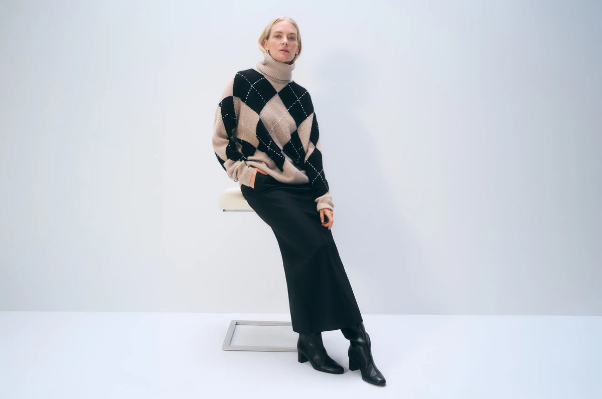 White + Warren Cashmere Argyle Turtleneck 22055