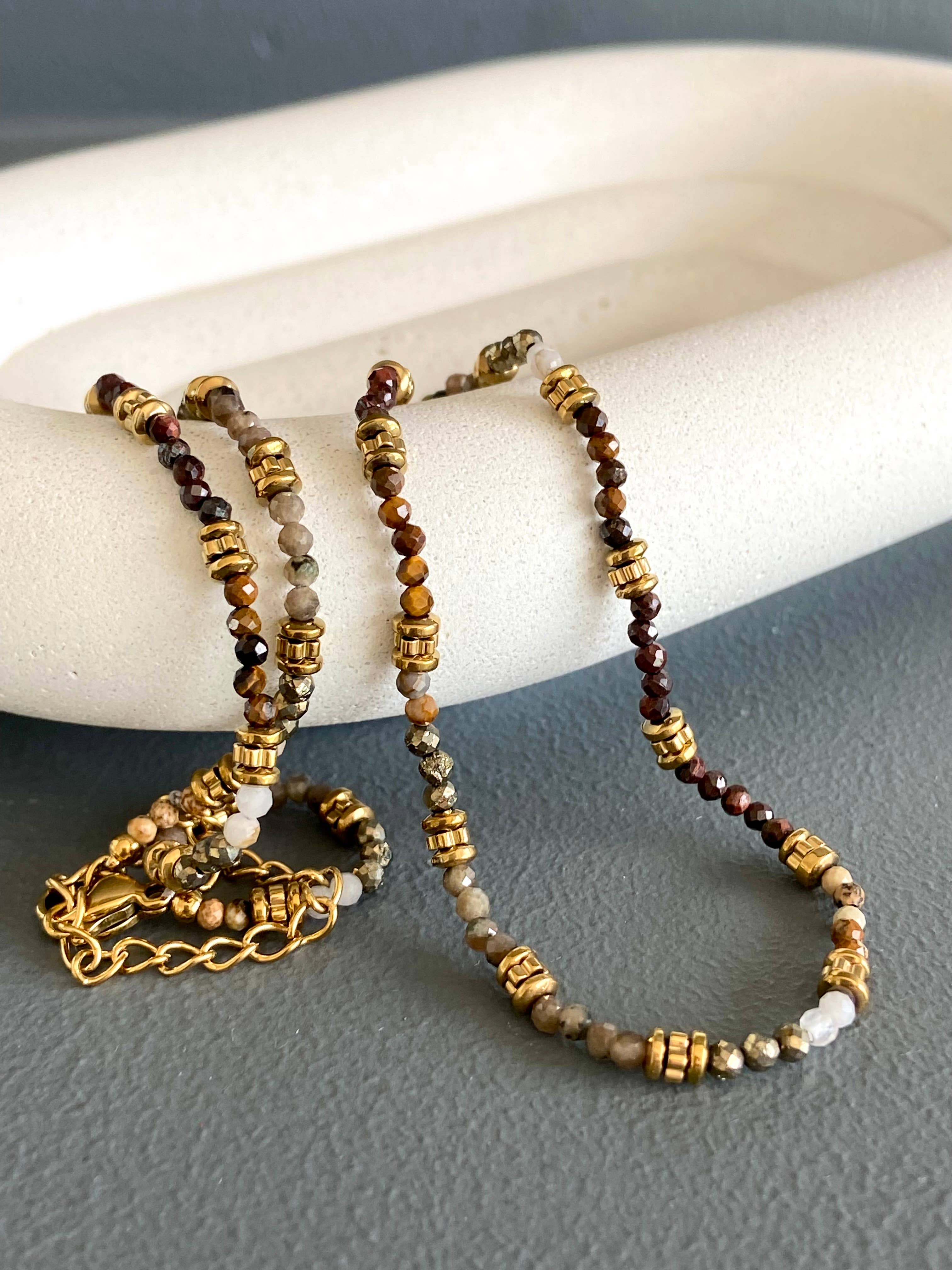 Little Hen Hera Necklace