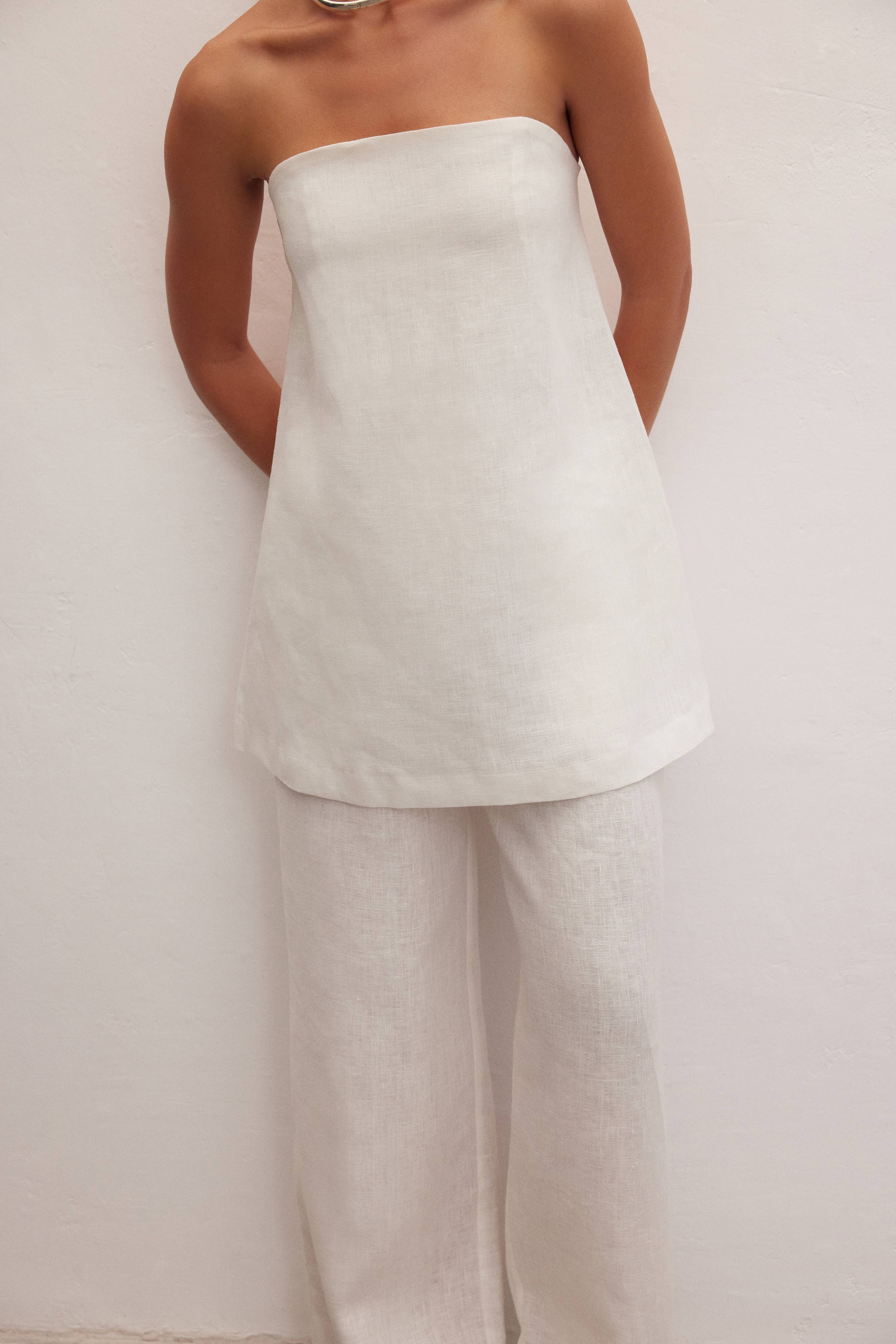 Le Cle Essence Linen Strapless Top