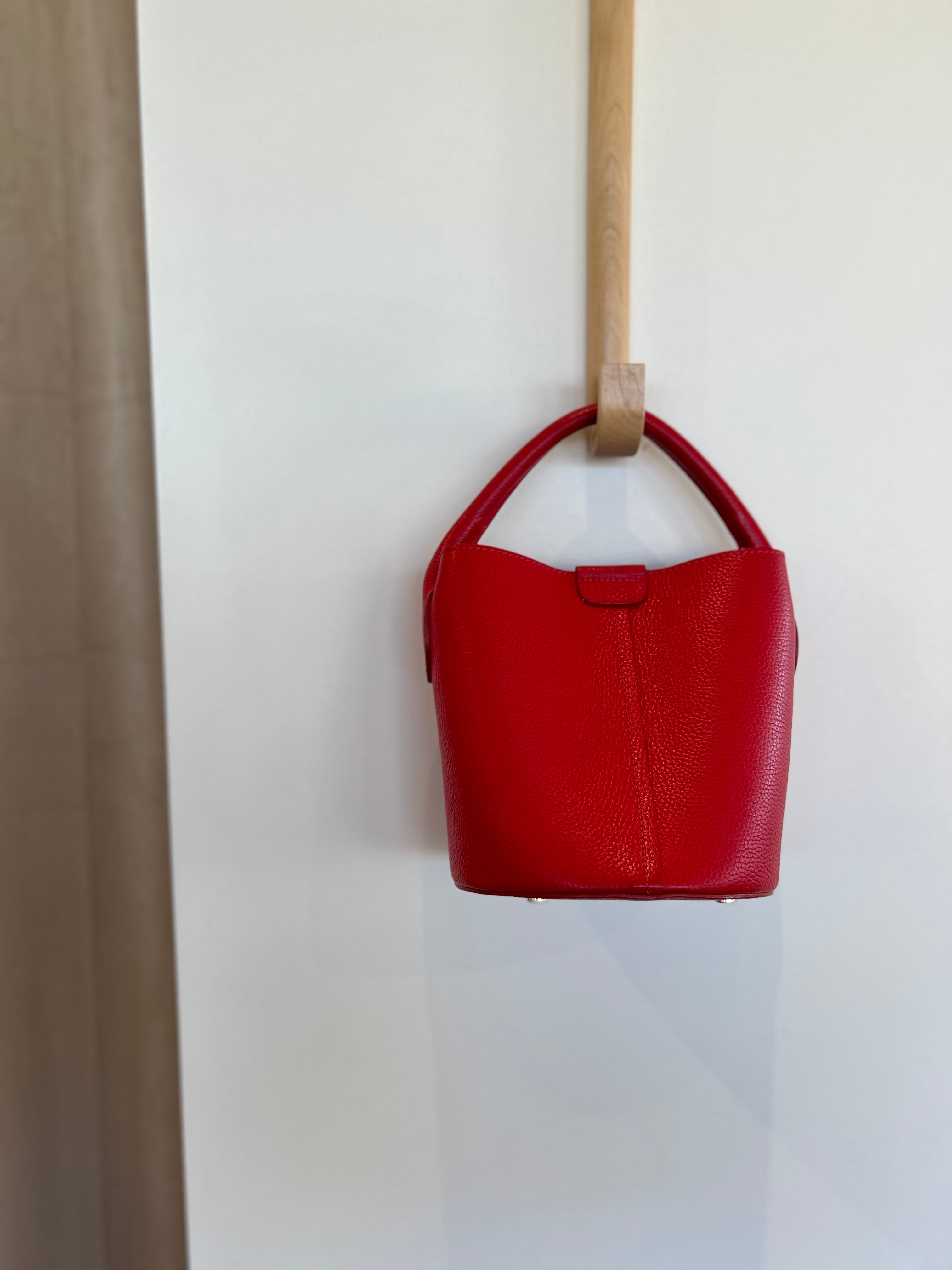 European Leather Collection Bucket Bag