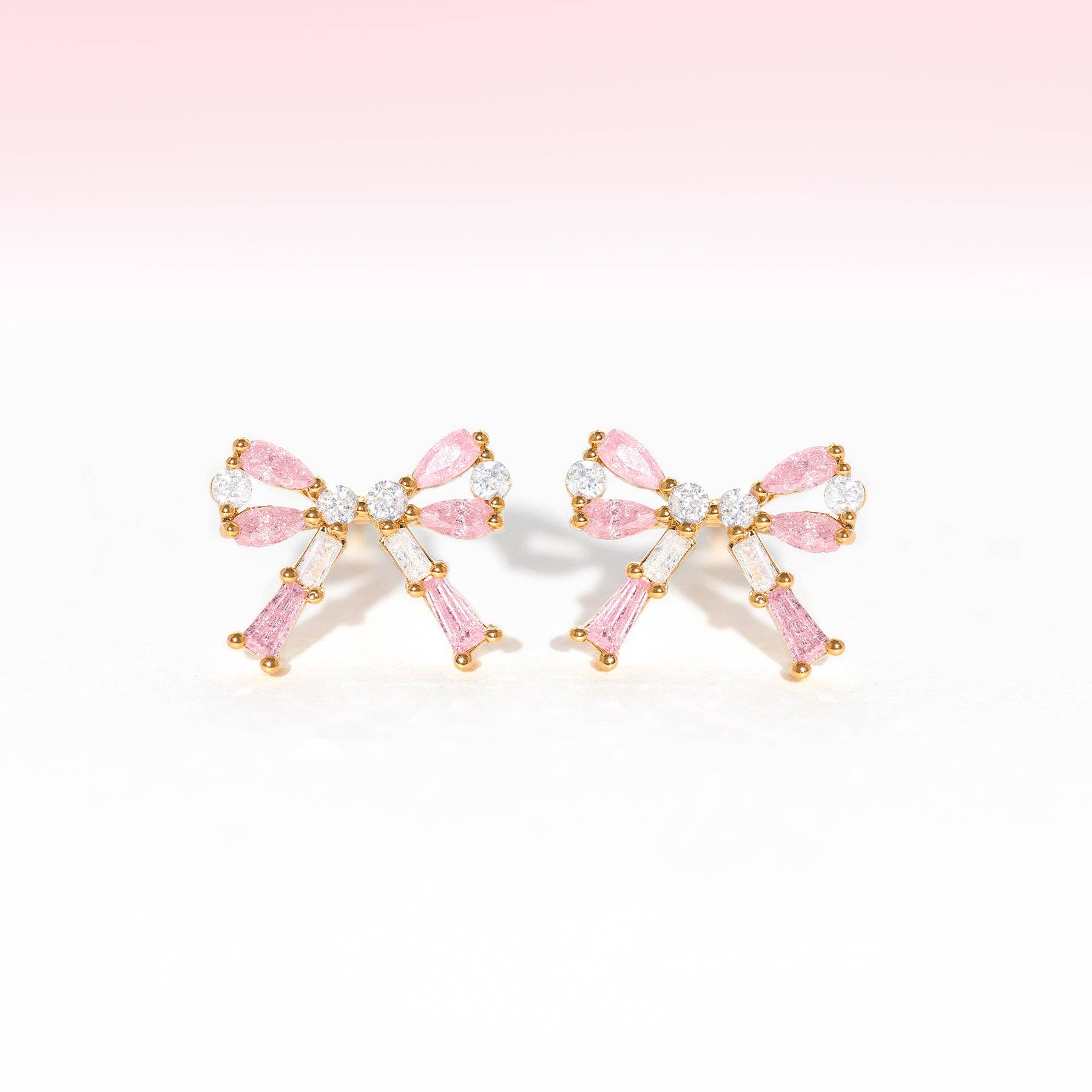 Girls Crew Chassé Bow Studs