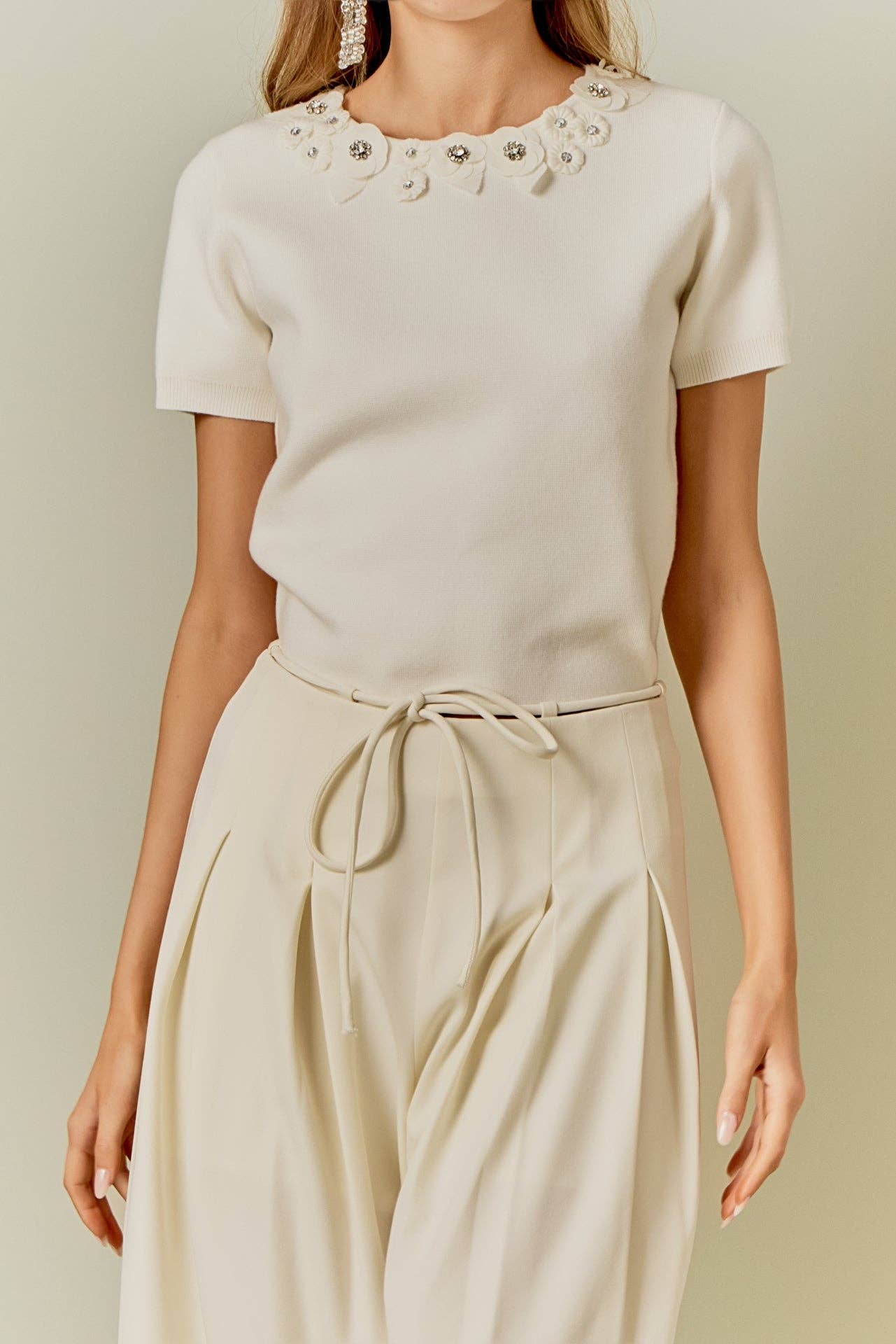 Endless Rose Floral Detail Short Sleeve Sweater