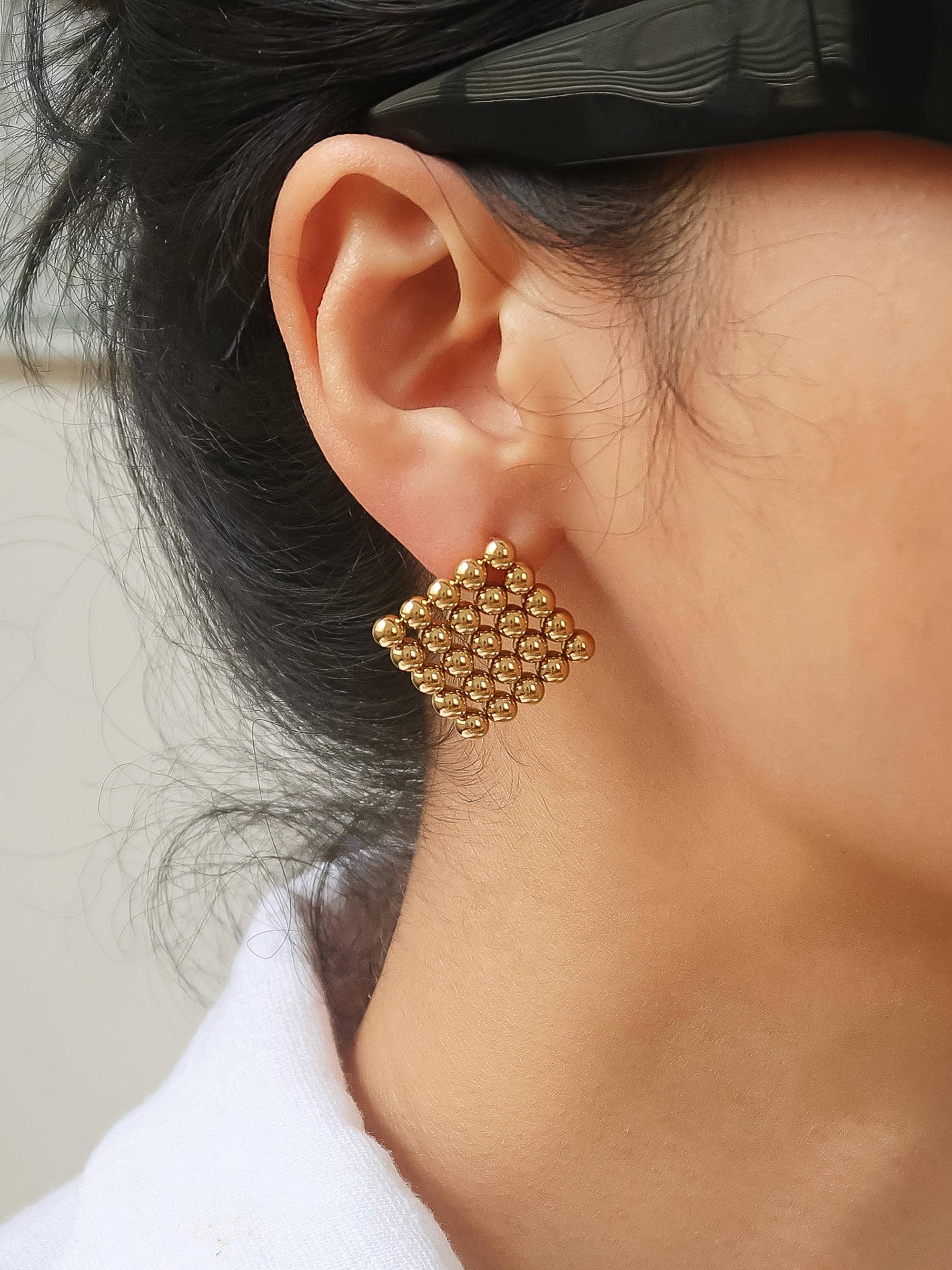 Flânerie Therese 18K Gold Non-Tarnish Beaded Square Earrings