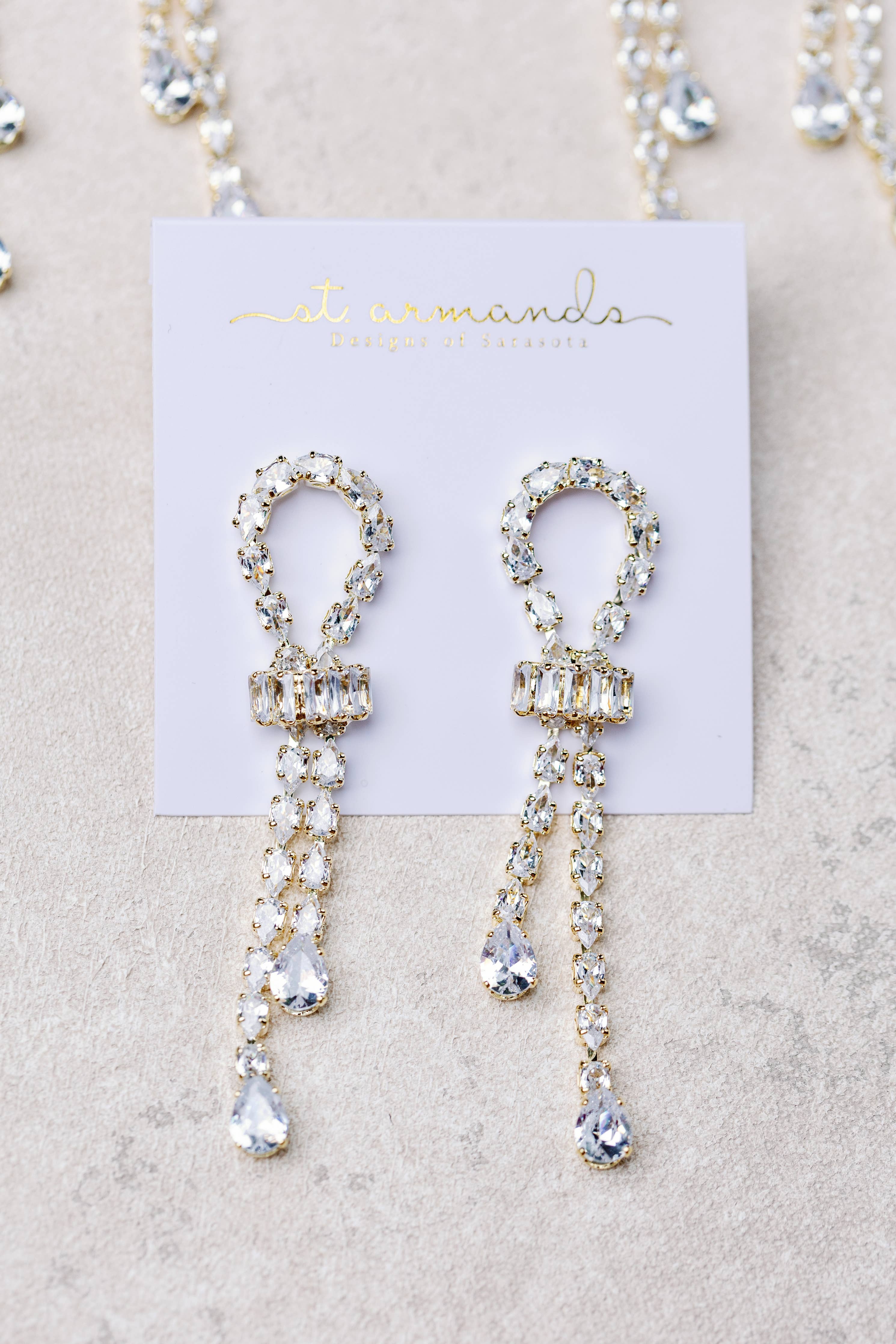 St Armands Thoroughbred Diamond Drop Holiday Statement Earrings SAD340