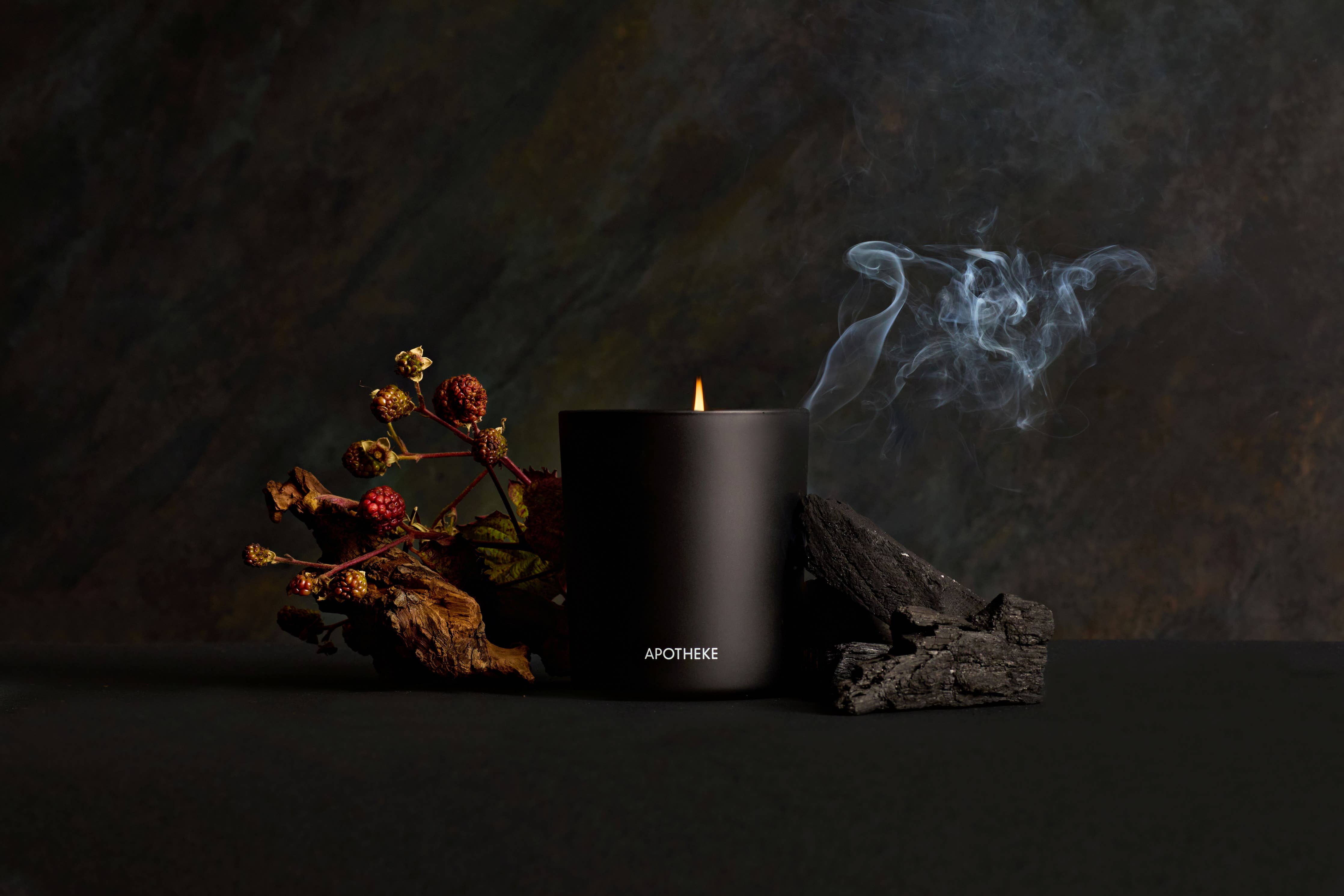 Apotheke Charcoal Classic Candle