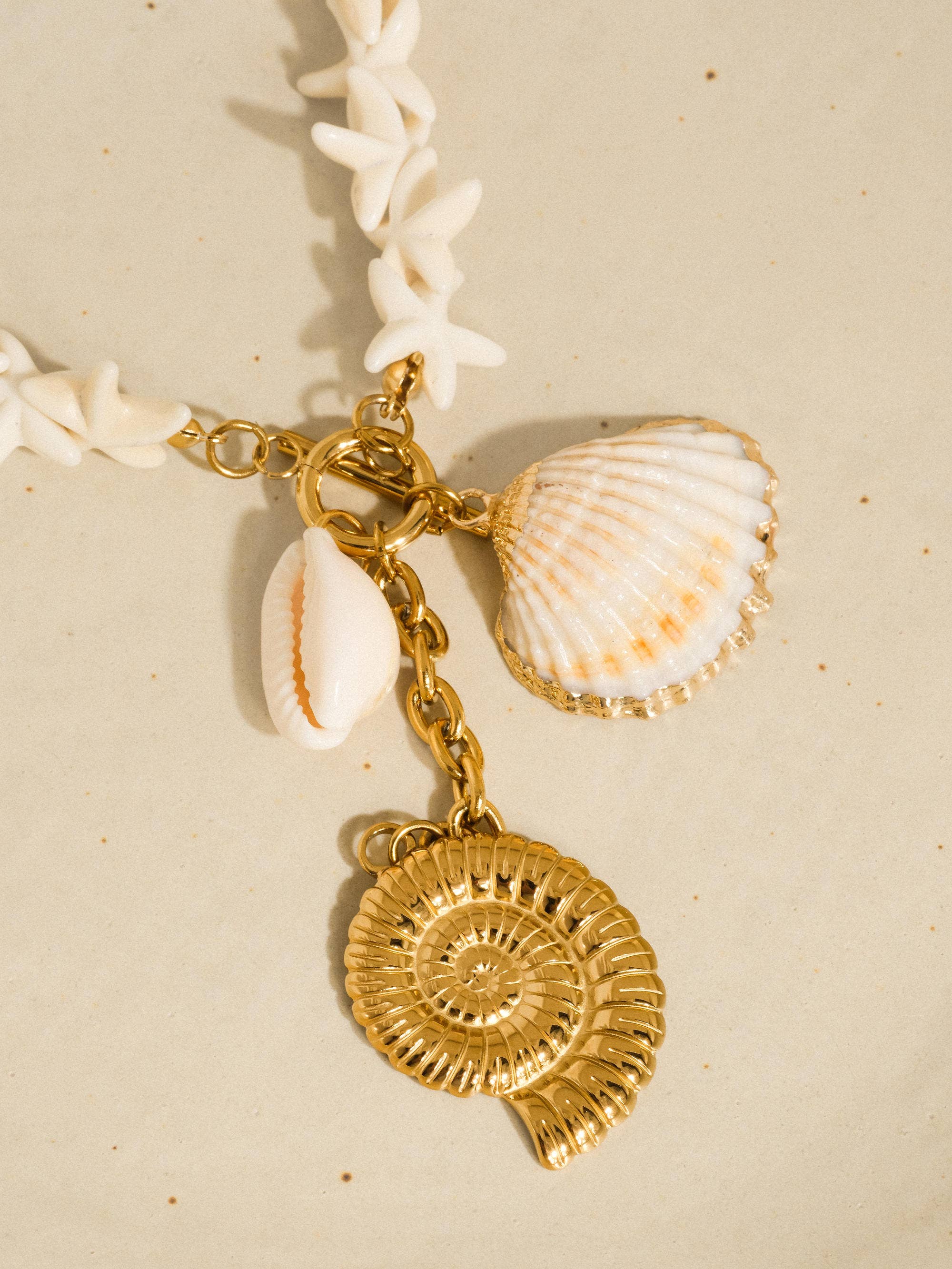 Flânerie Island 18K Gold Non-Tarnish Boho Shell Charm Necklace