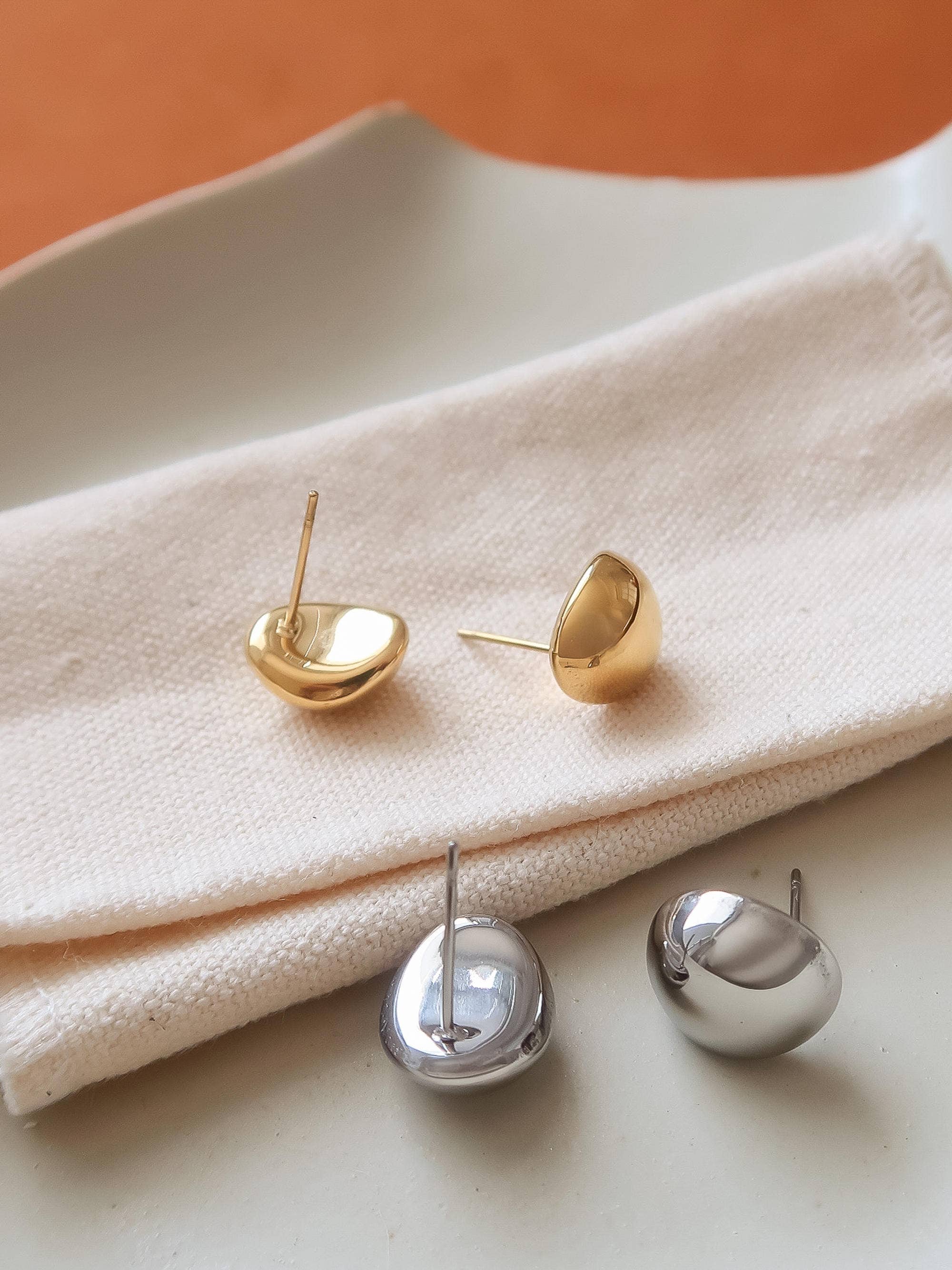 Flânerie Helene 18K Gold Non-Tarnish Small Dome Earrings