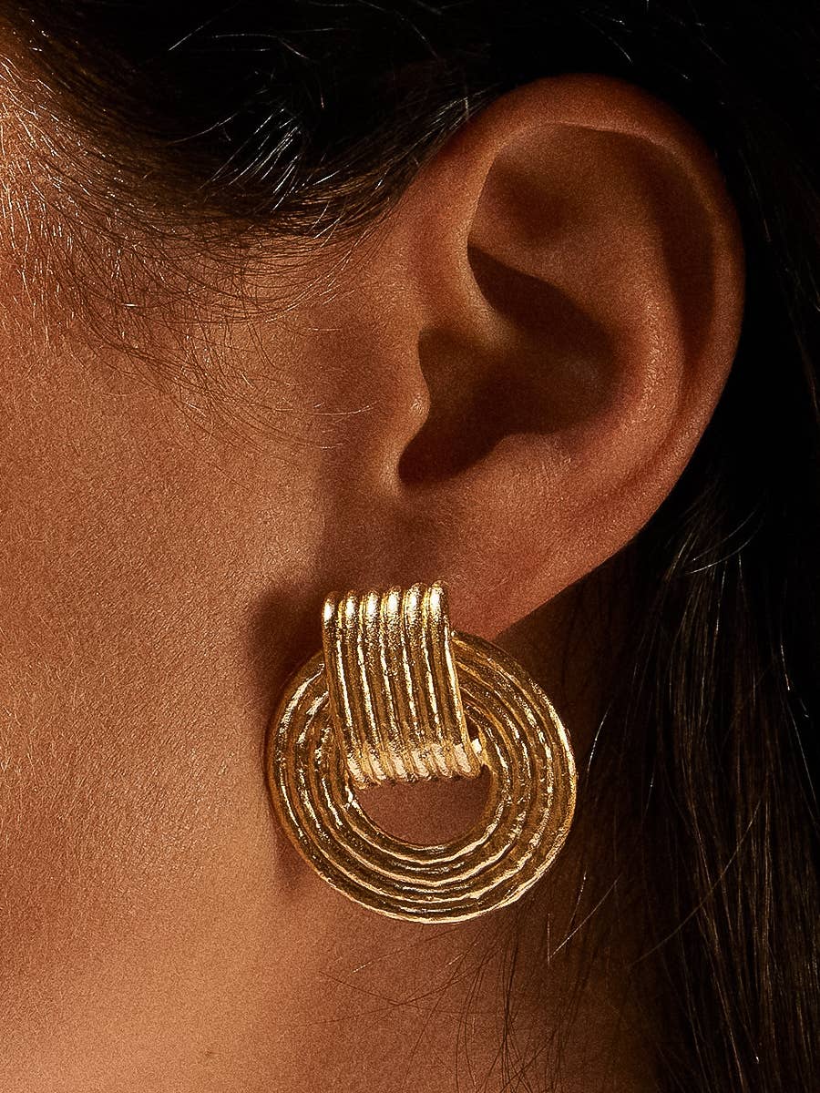 Flanerie Candela 18k Gold Non-Tarnish Stripe Hoop Earring