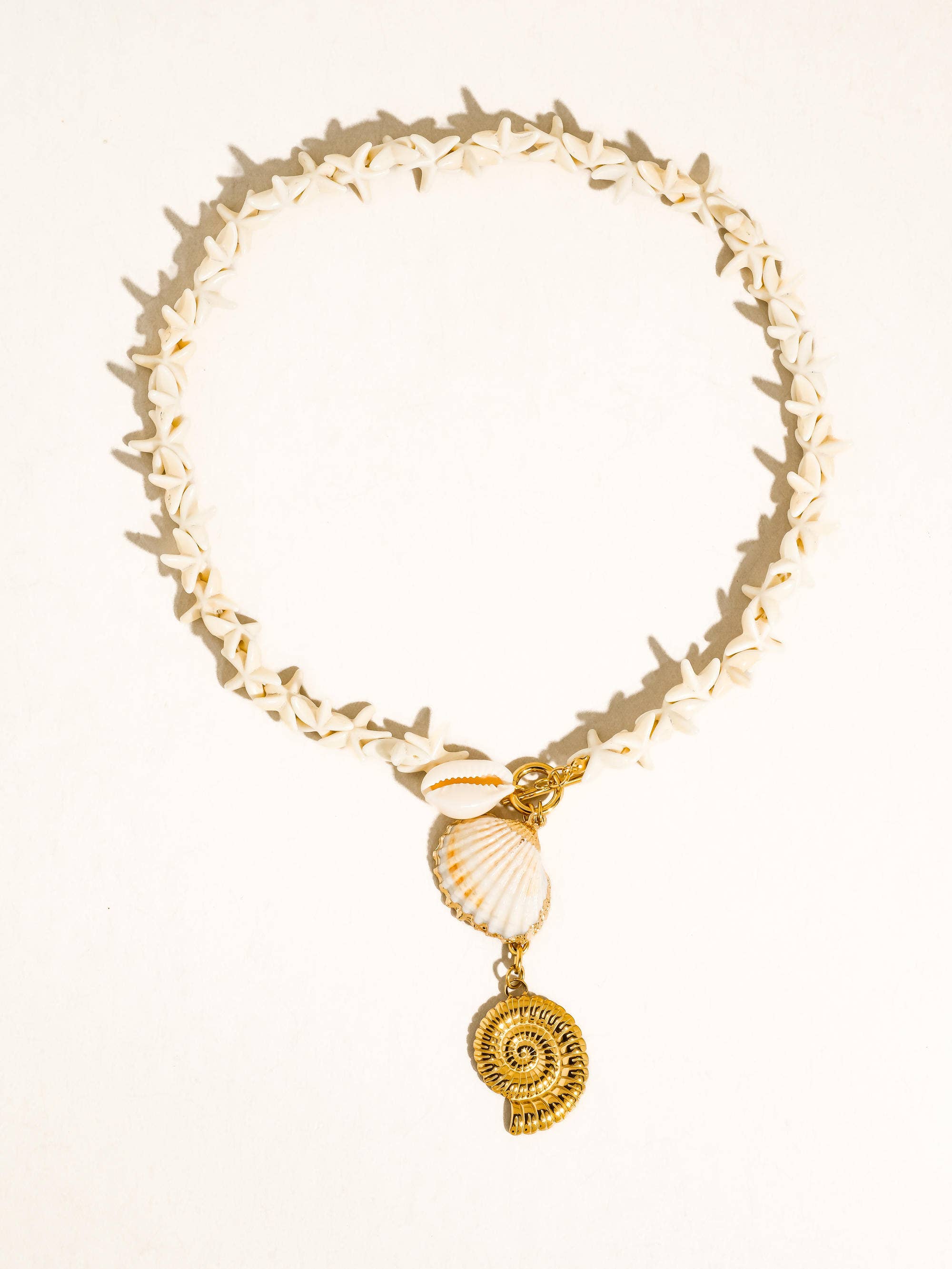 Flânerie Island 18K Gold Non-Tarnish Boho Shell Charm Necklace