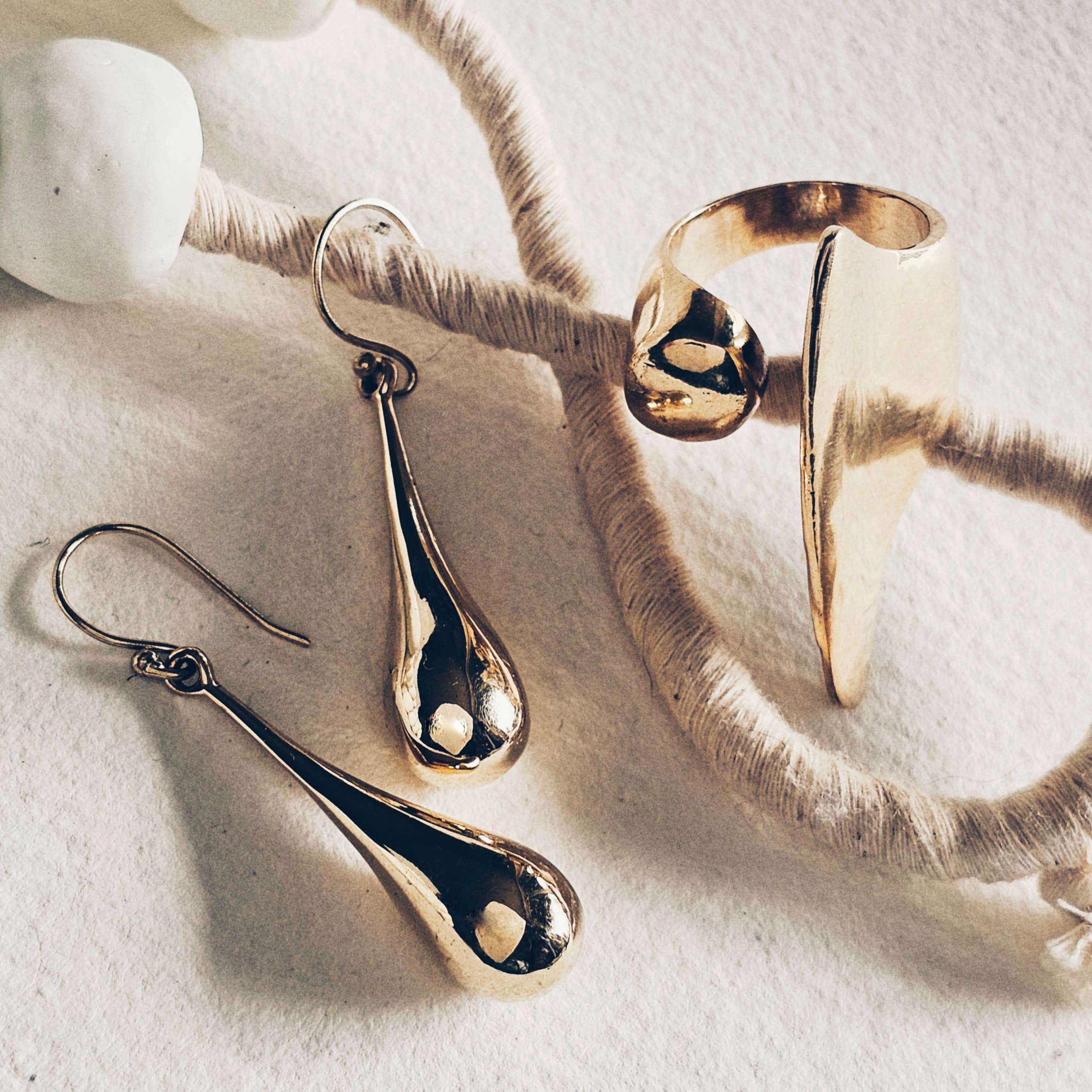 Bisjoux Brass Teardrop Dangle Earrings