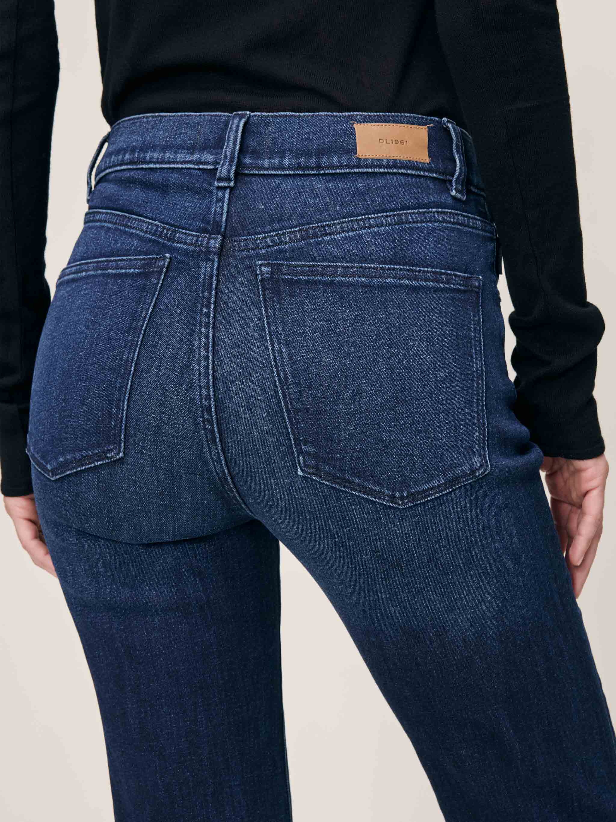 DL1961 Patti Straight High Rise 31" Jean in Blue Cave 14035