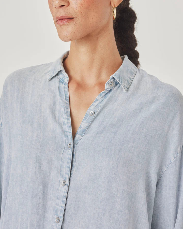 Splendid Button Down in Bleached Indigo RF3W721