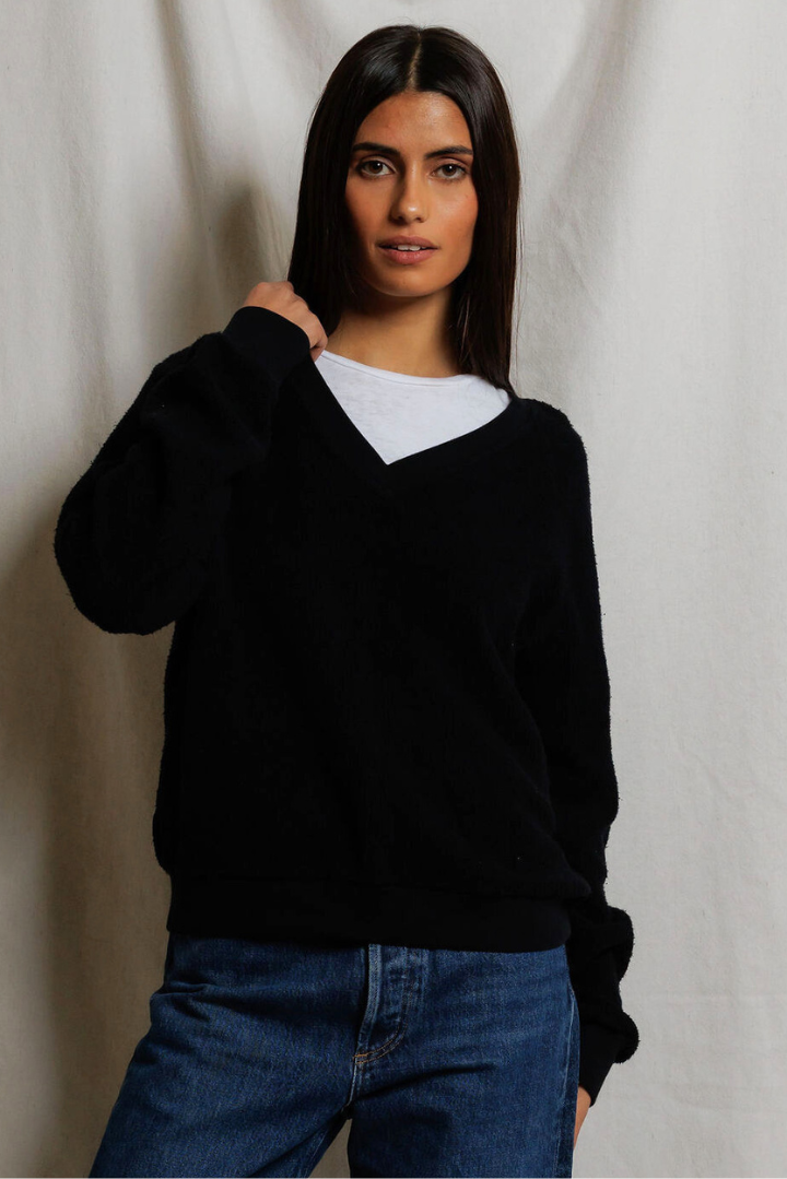 Perfect White Tee Zuri Reverse Fleece Longsleeve Raglan V Neck