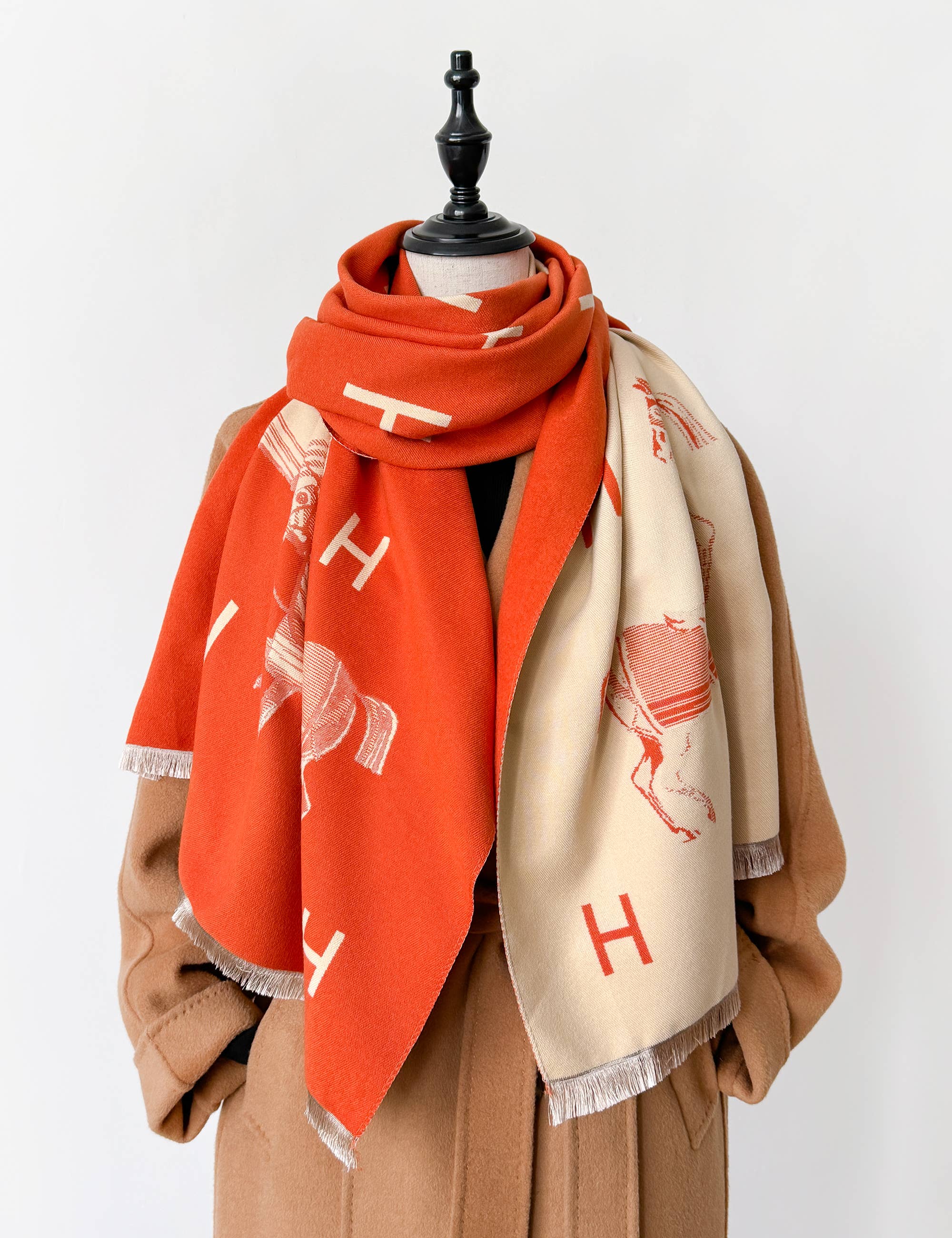 Thames Collection Equestrian Orange / Cream Stable Reversible Wrap