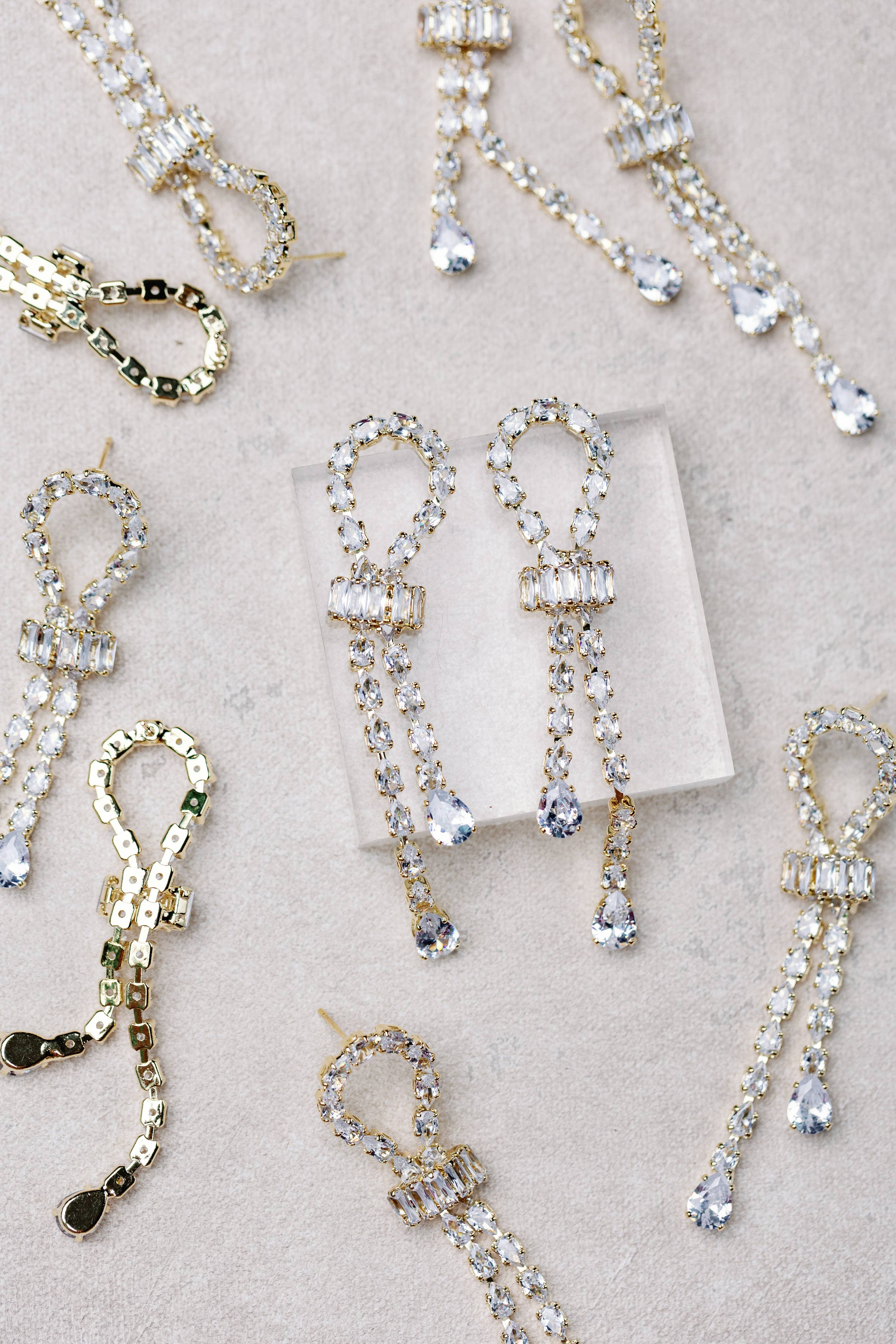 St Armands Thoroughbred Diamond Drop Holiday Statement Earrings SAD340