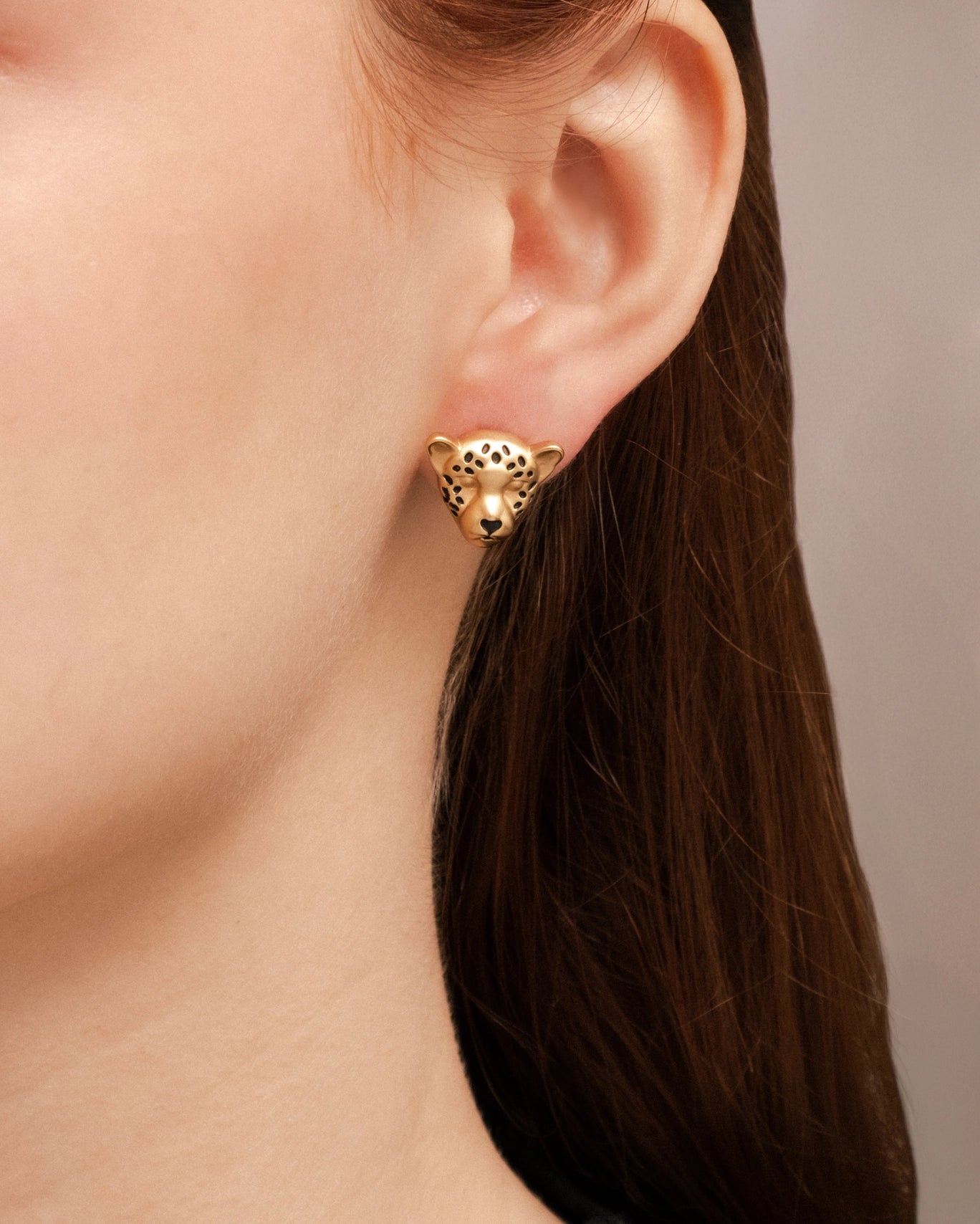 Sarka + Cleo Gold Mini Jaguar Stud