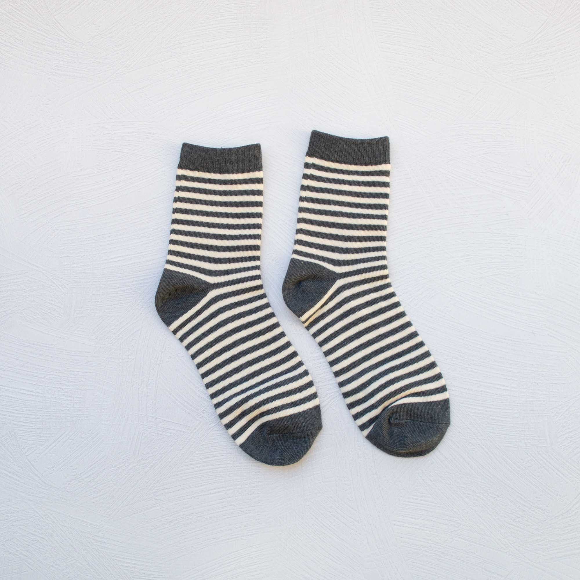 Tiepology Thin Stripe Casual Socks